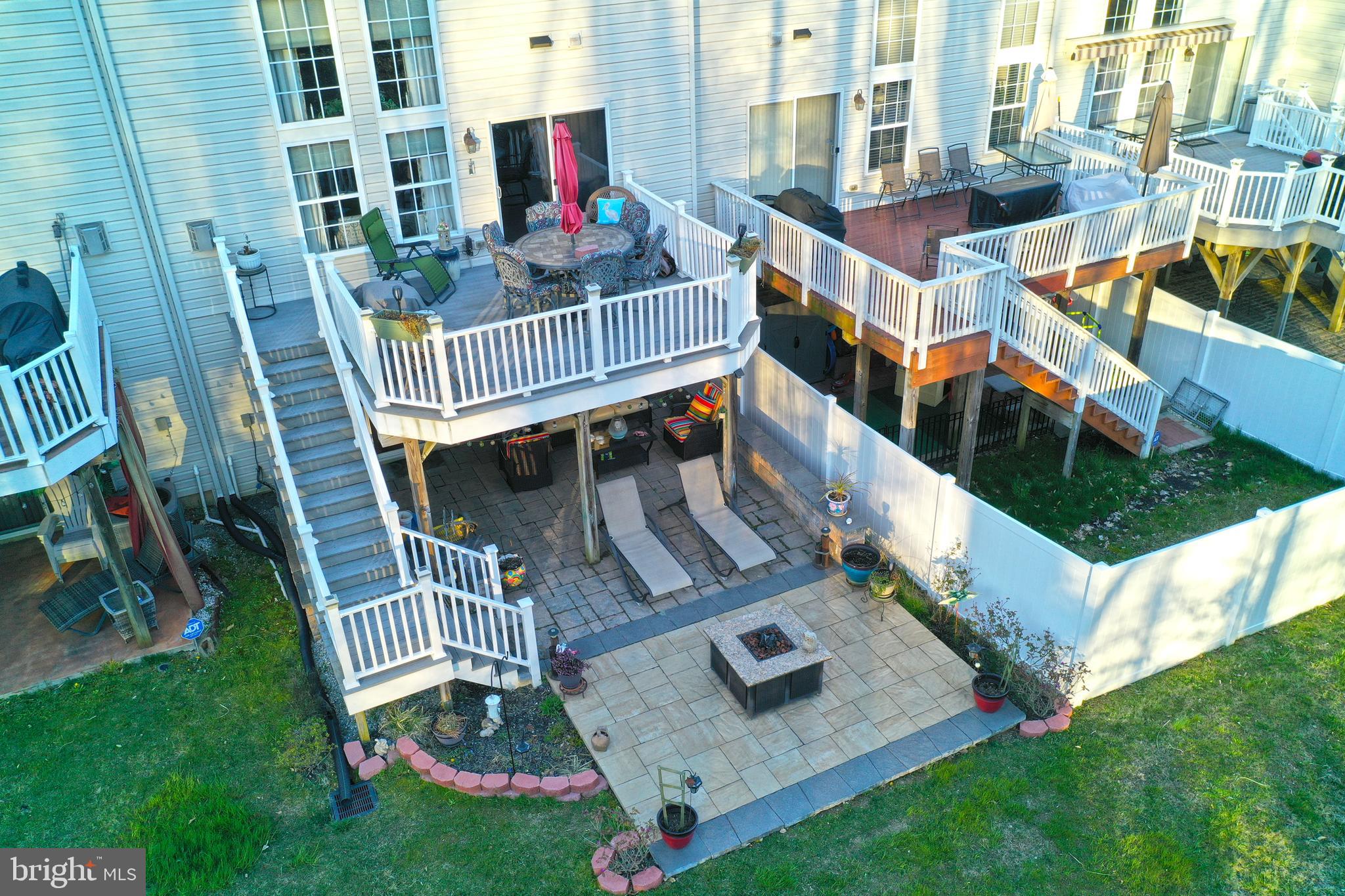 HOLLYWOODS POINT - Residential