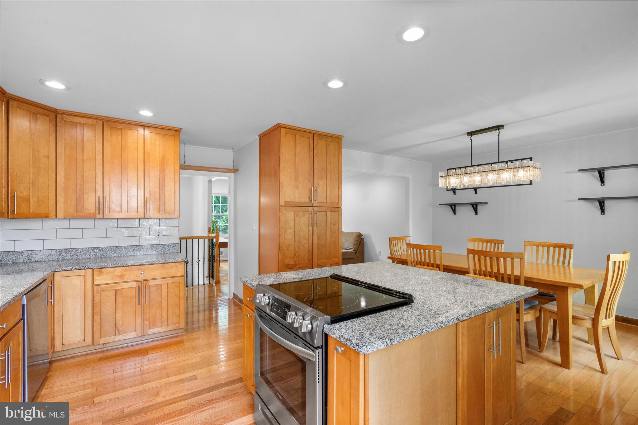 4909 KING DAVID BOULEVARD
