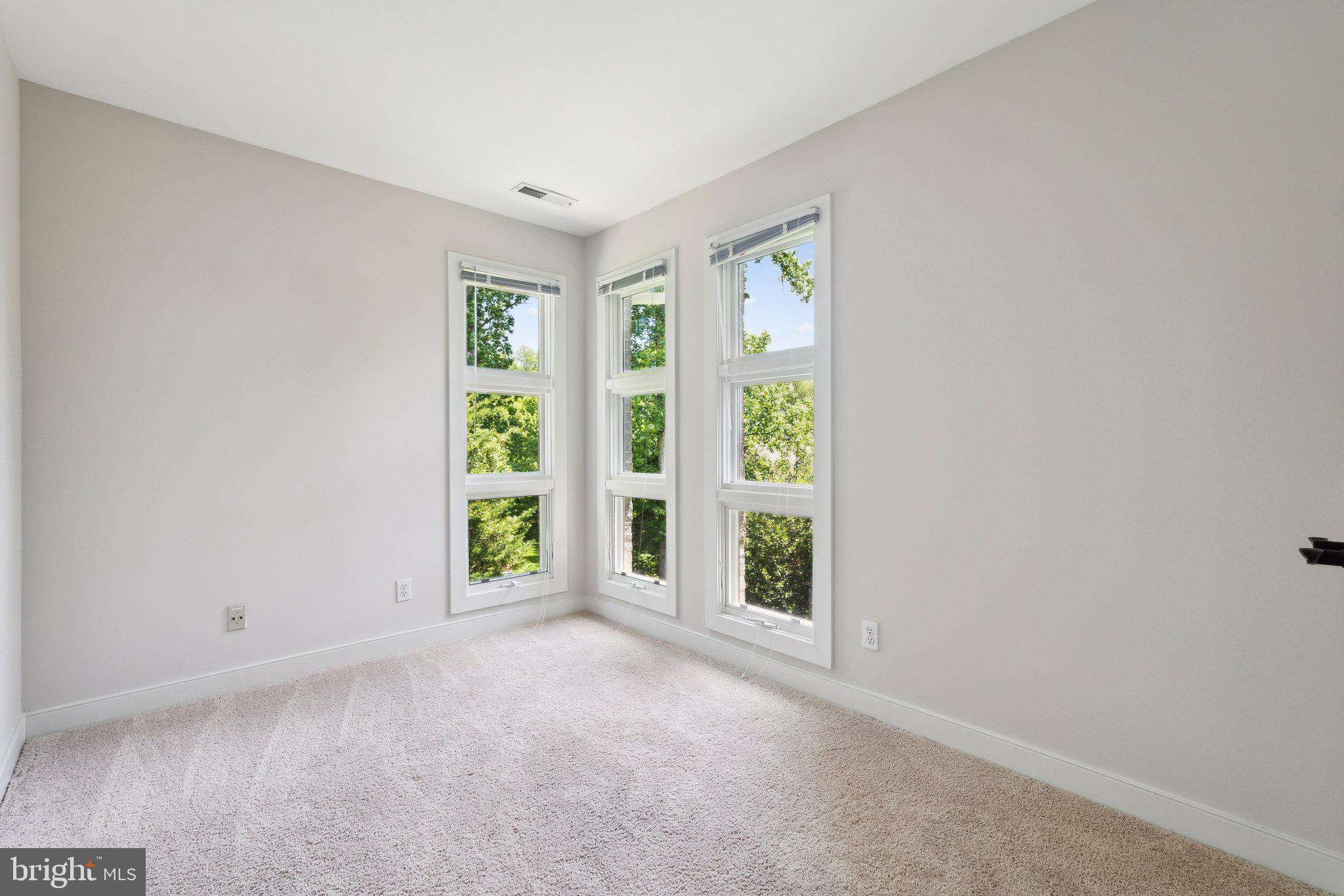 PROVIDENCE FOREST - Residential Lease