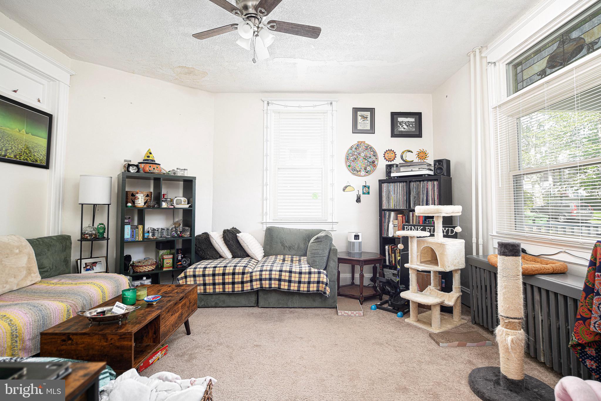 4333 GLENMORE AVENUE