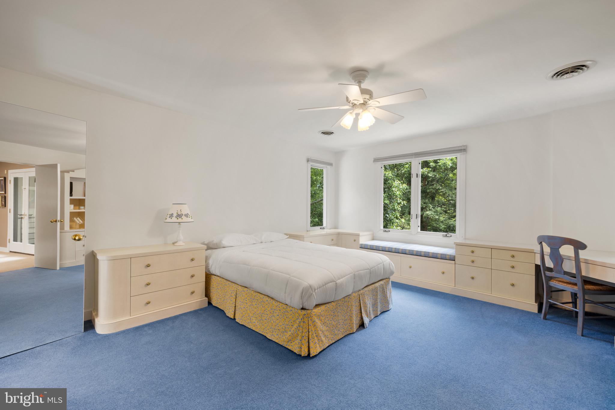 VALLEY GATE - Residential