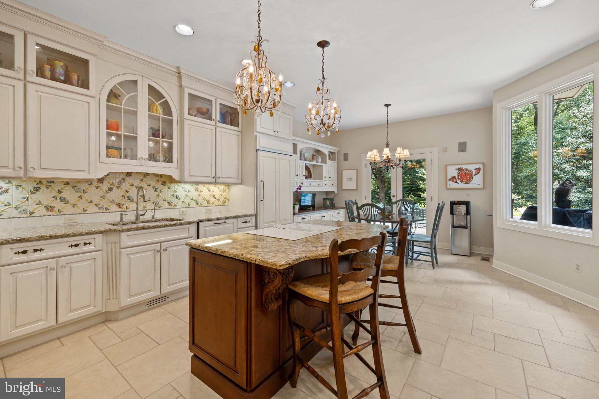 VALLEY GATE - Residential