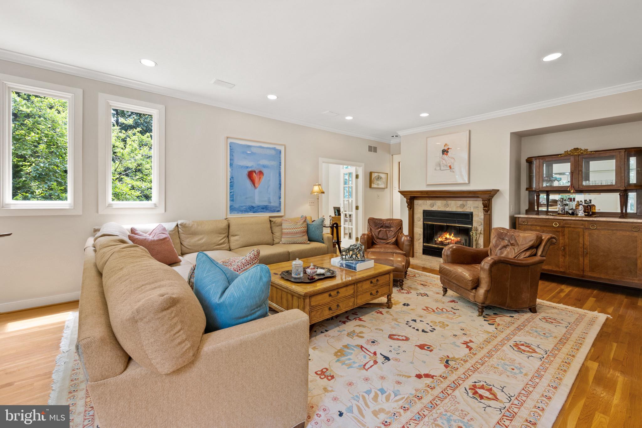 VALLEY GATE - Residential