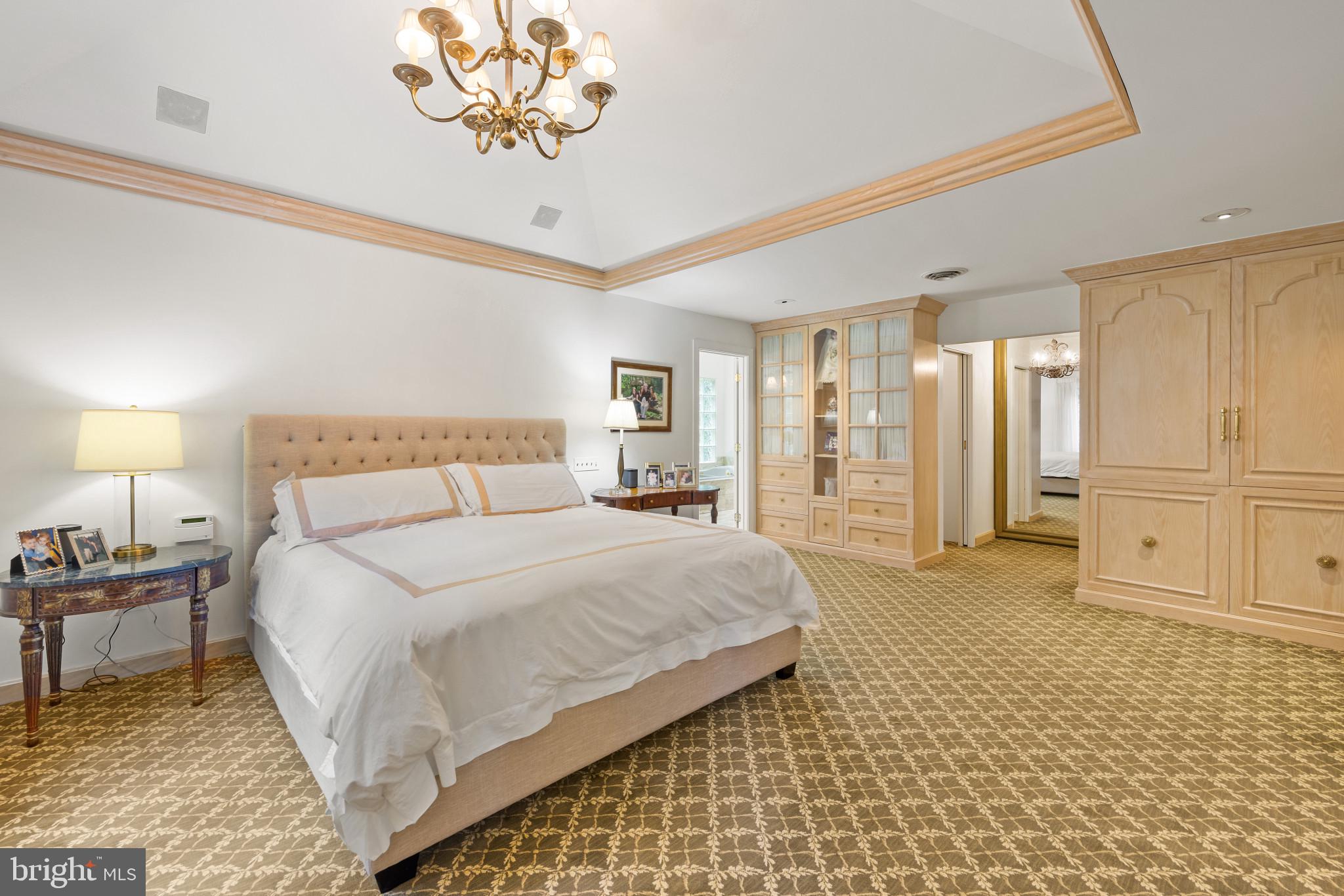 VALLEY GATE - Residential