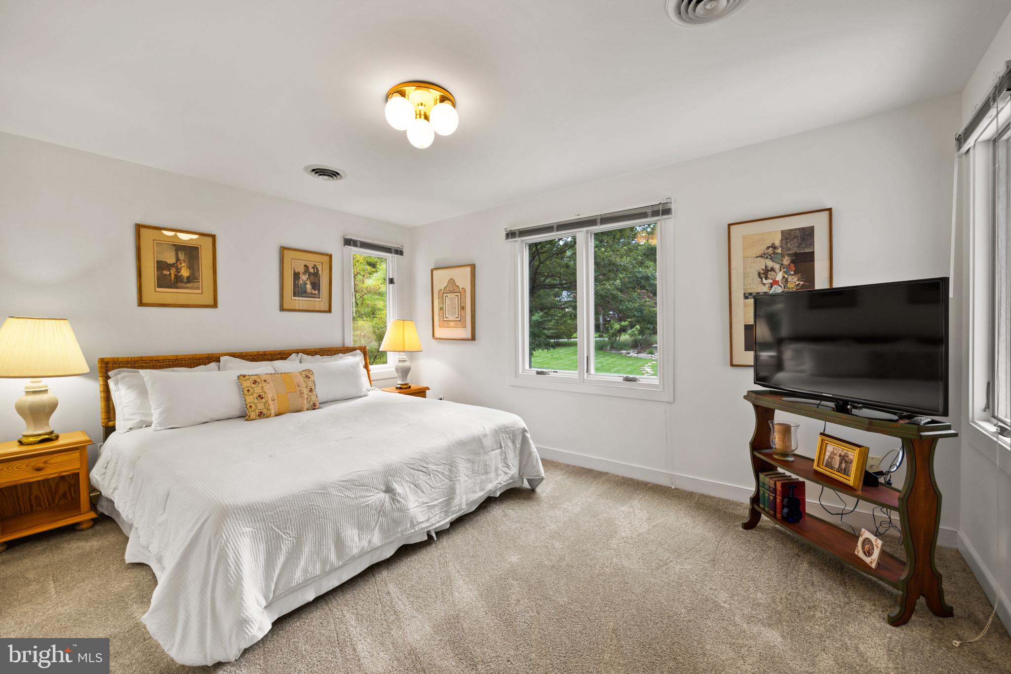 VALLEY GATE - Residential