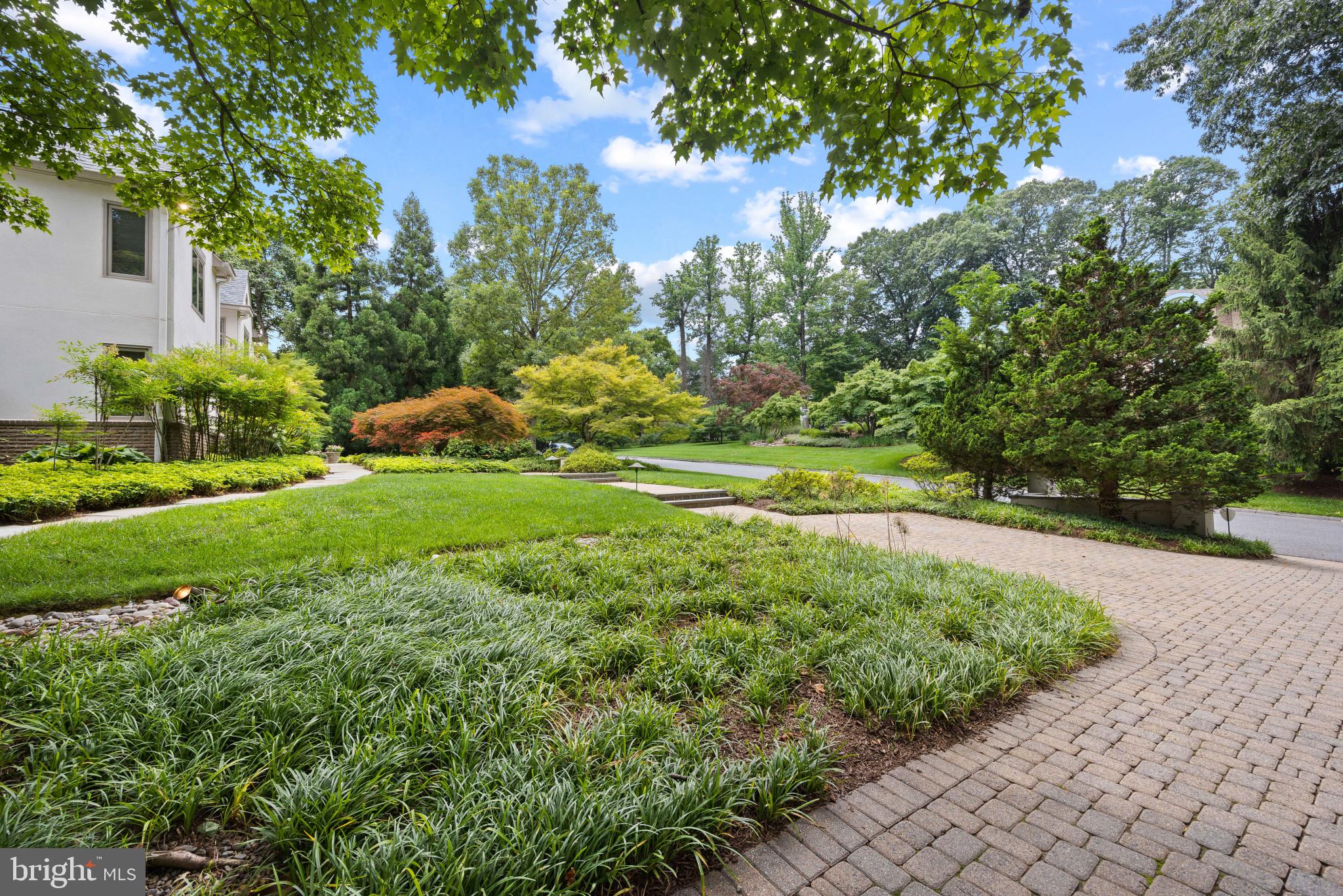 VALLEY GATE - Residential