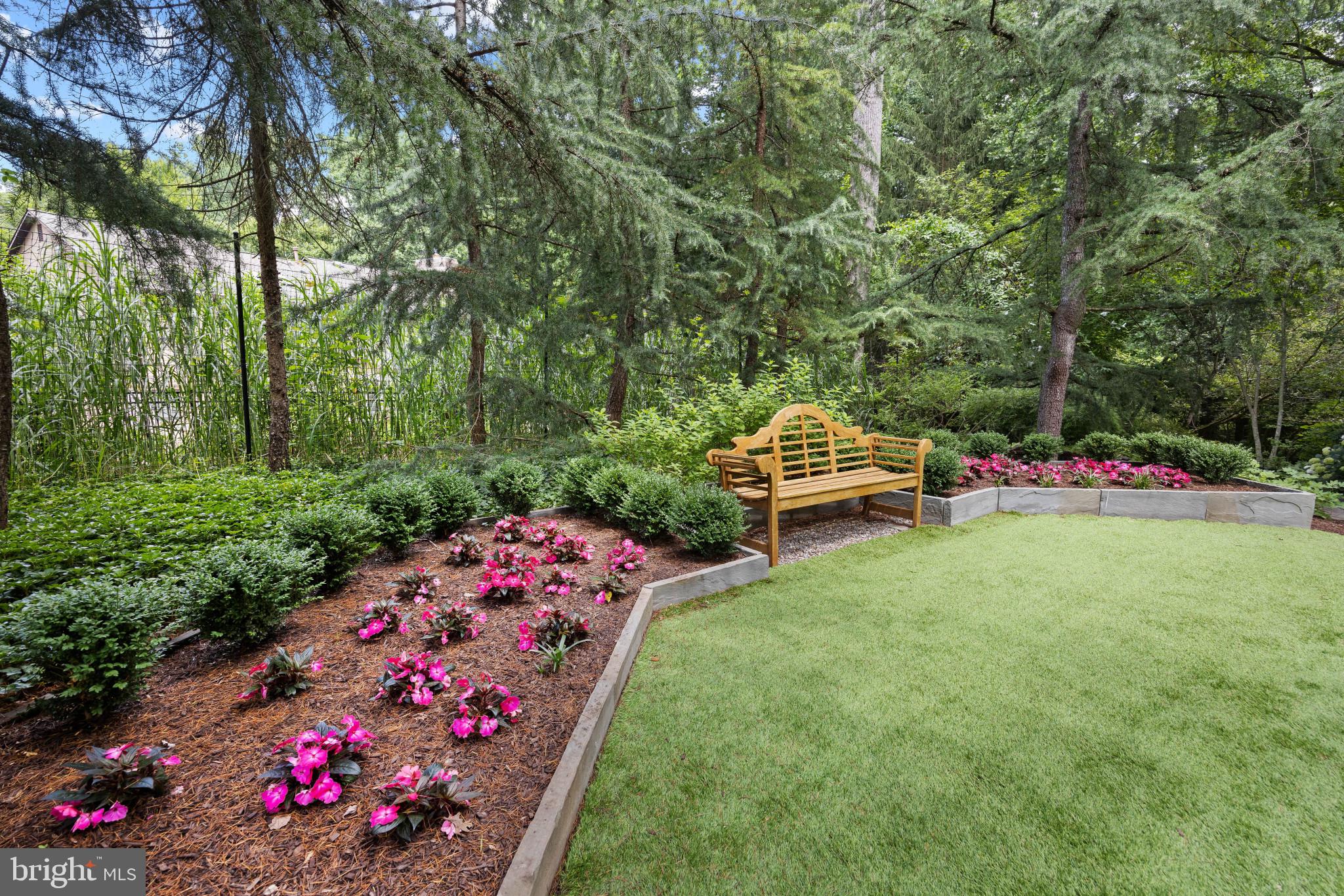 VALLEY GATE - Residential