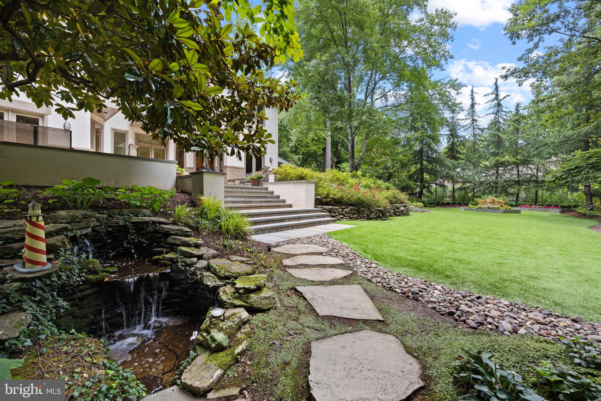 VALLEY GATE - Residential