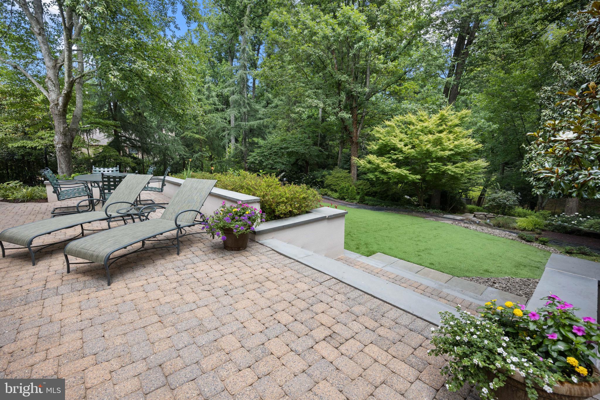 VALLEY GATE - Residential