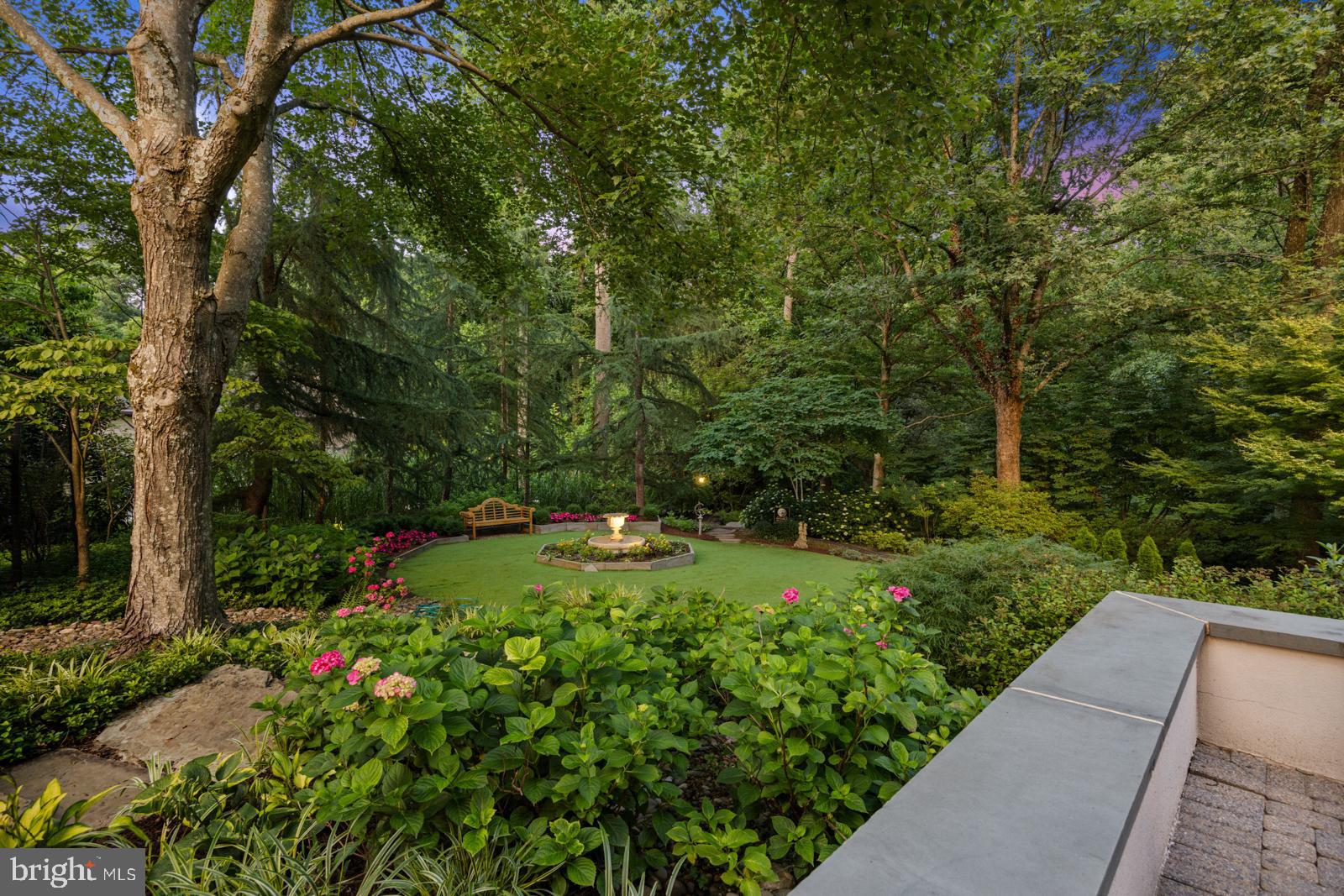 VALLEY GATE - Residential