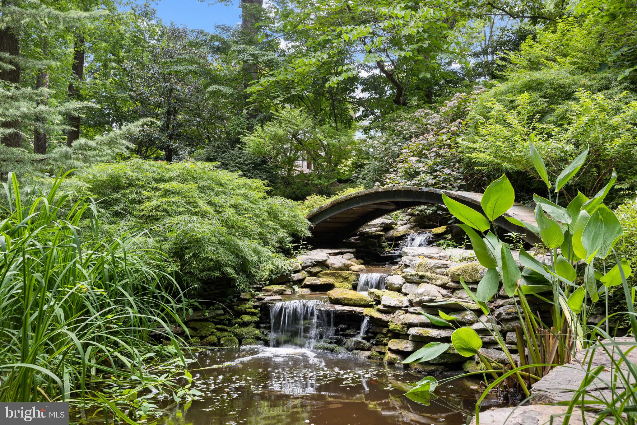 VALLEY GATE - Residential