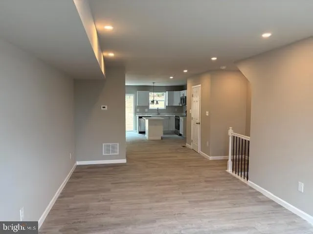 Wilmington, Delaware 19805, United States, 2 Bedrooms Bedrooms, ,3 BathroomsBathrooms,Residential,Active,235132