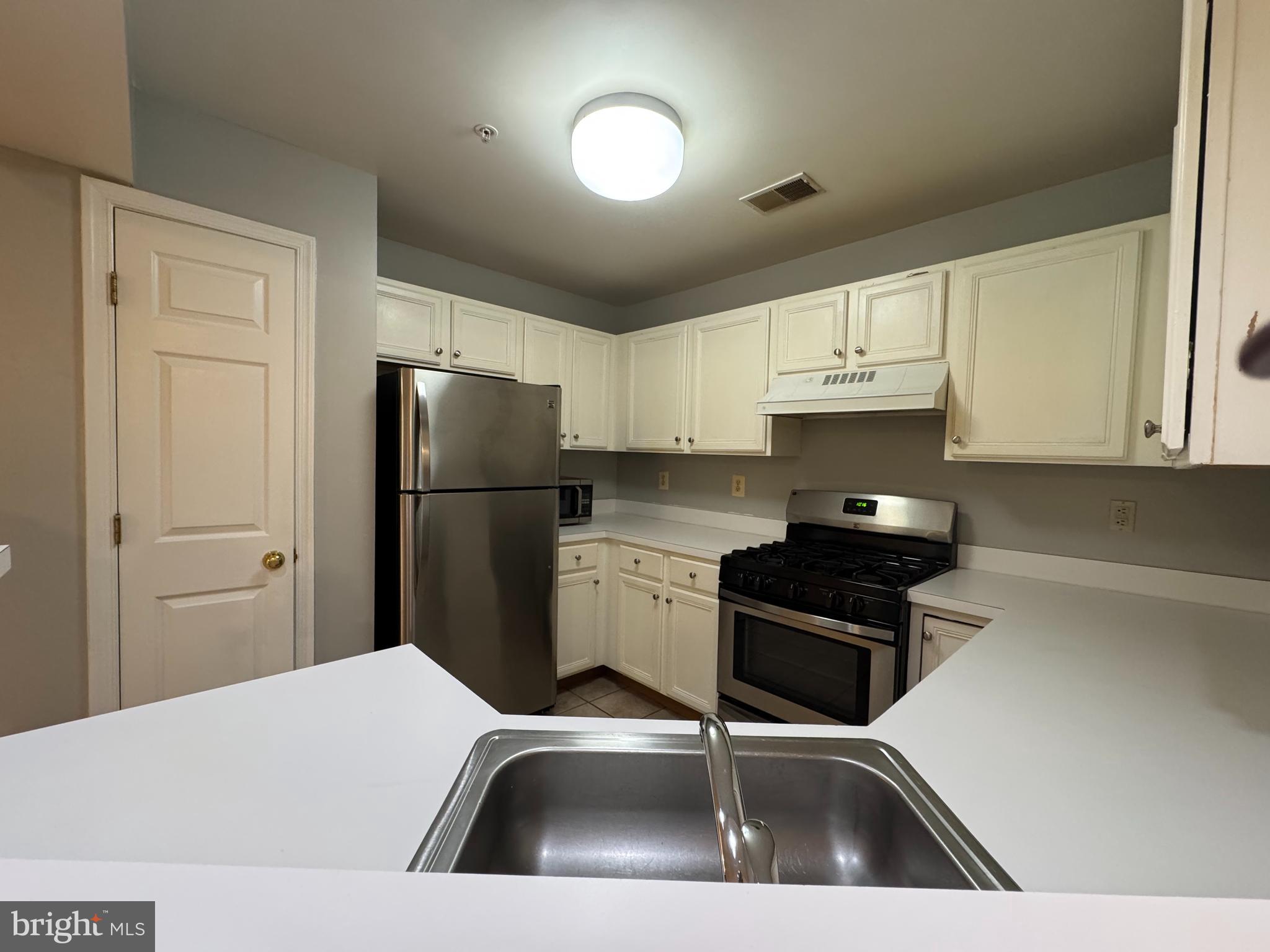 RIVERSTONE CODM - Residential Lease