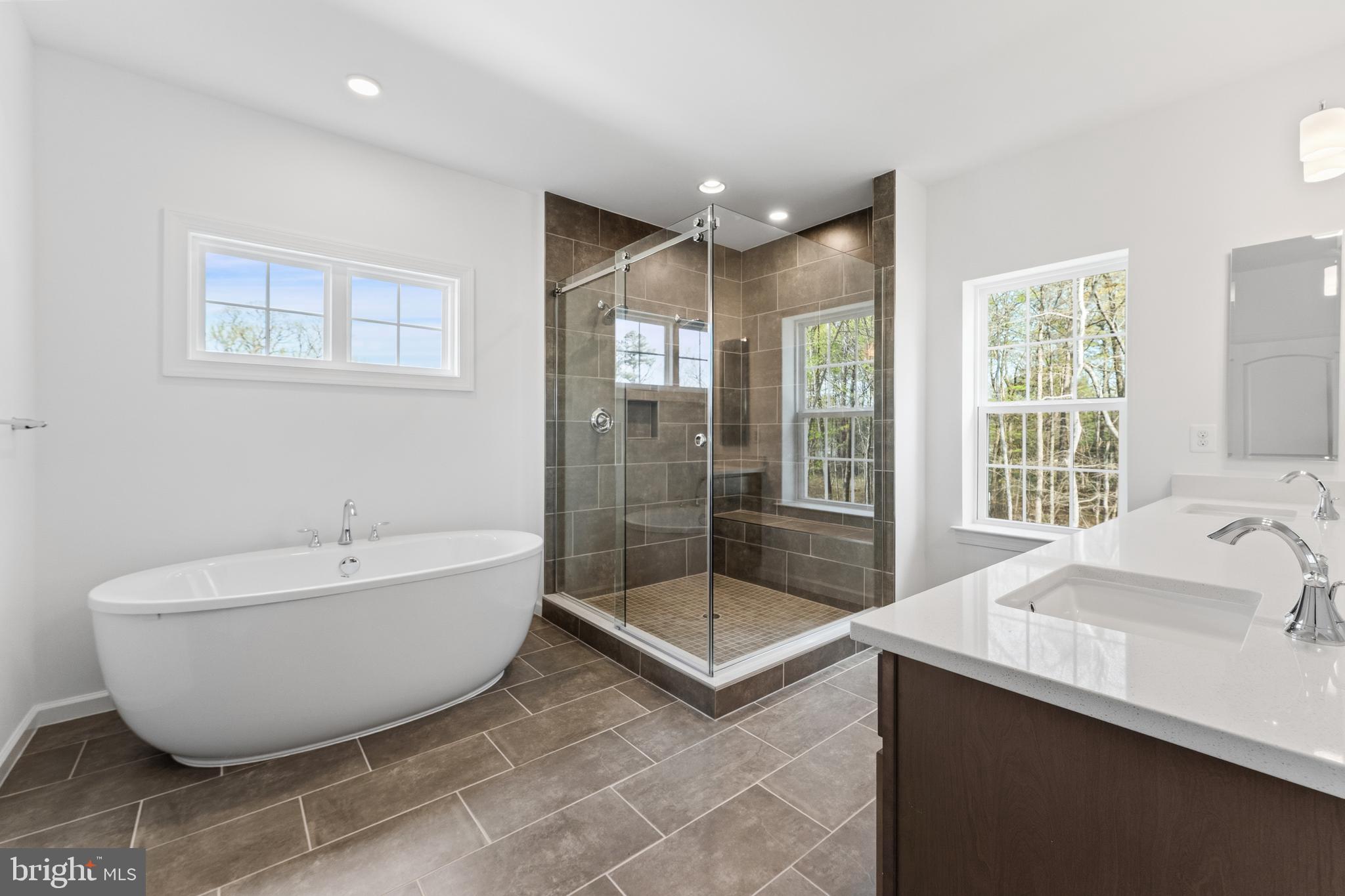 GLENN DALE ESTATES - Residential