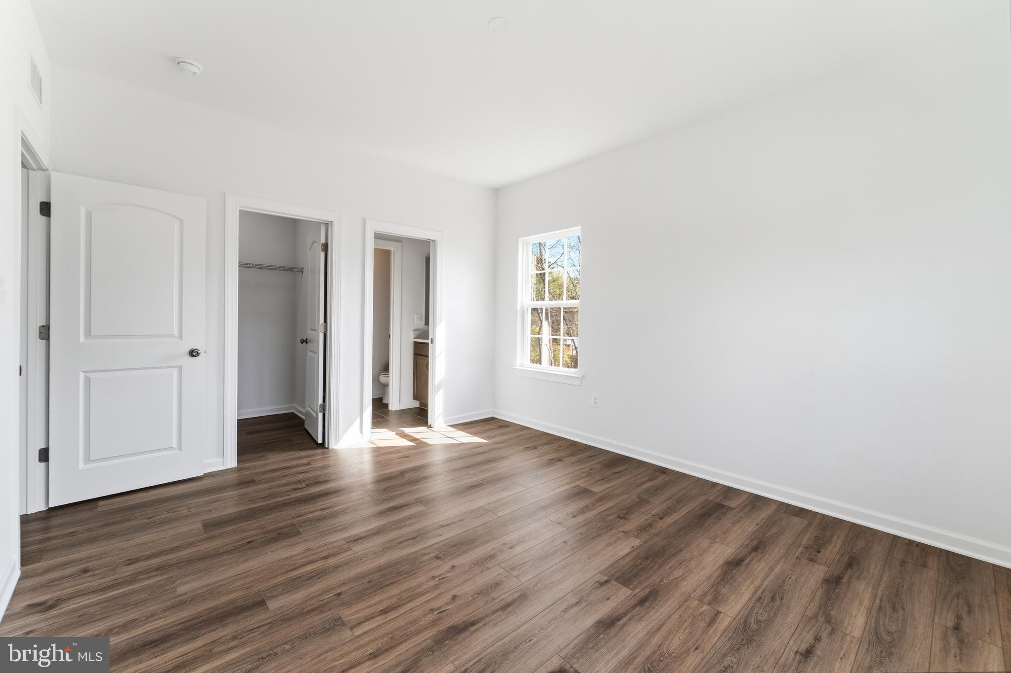 GLENN DALE ESTATES - Residential