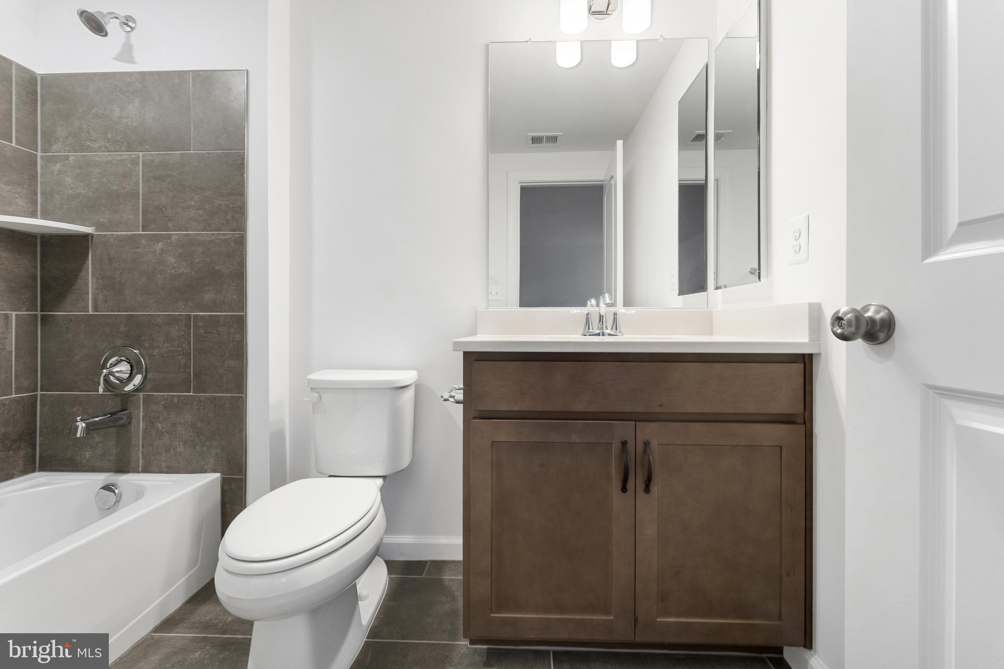 GLENN DALE ESTATES - Residential