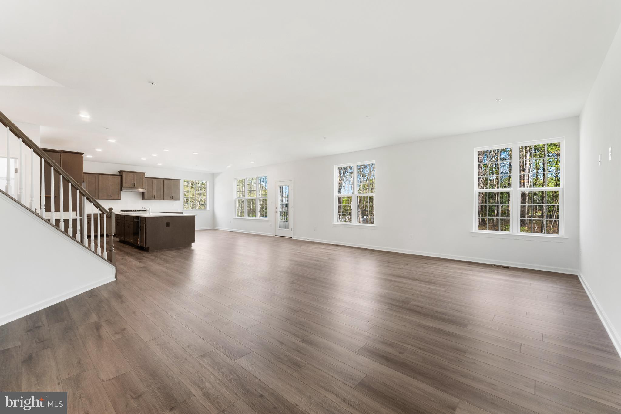 GLENN DALE ESTATES - Residential