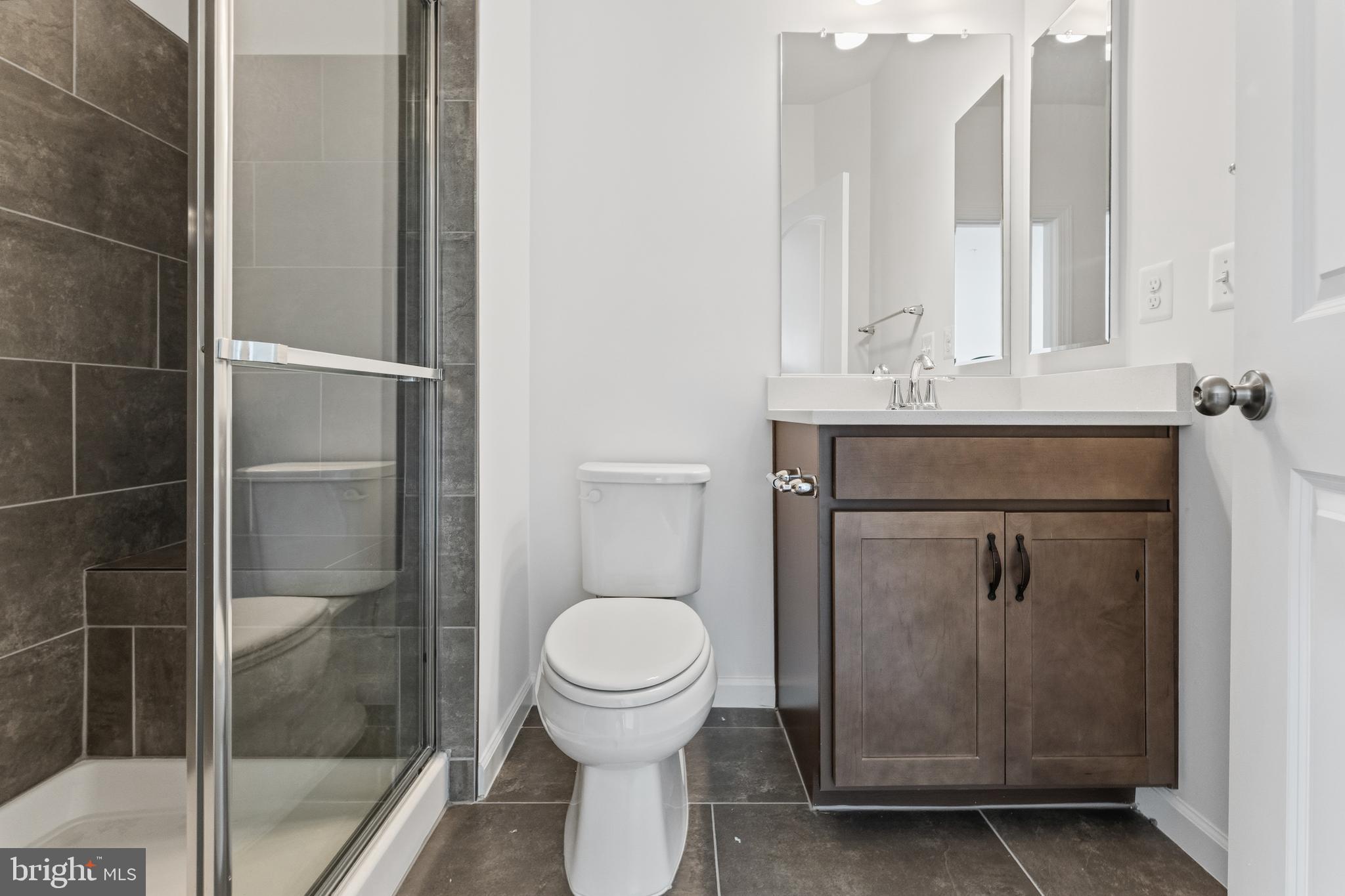 GLENN DALE ESTATES - Residential