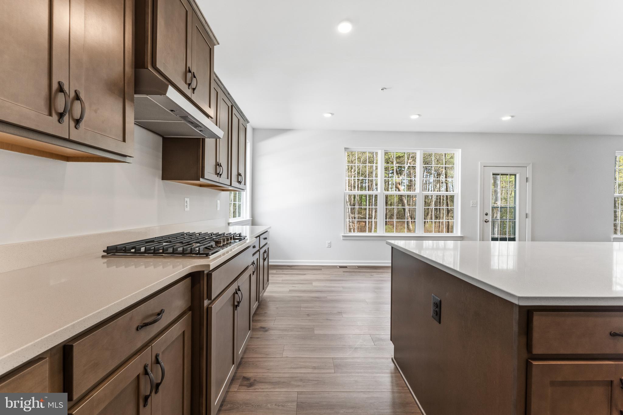 GLENN DALE ESTATES - Residential