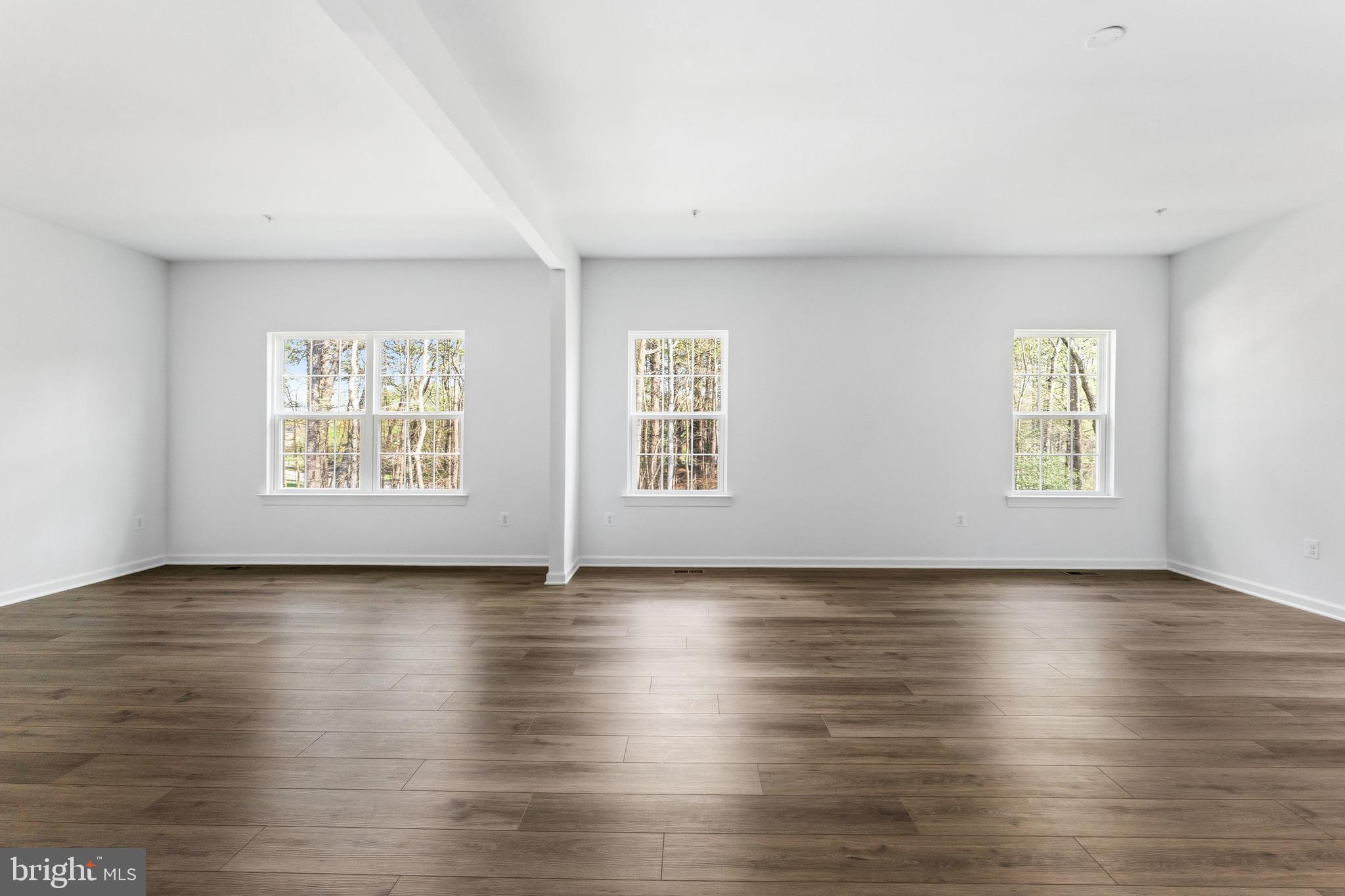 GLENN DALE ESTATES - Residential