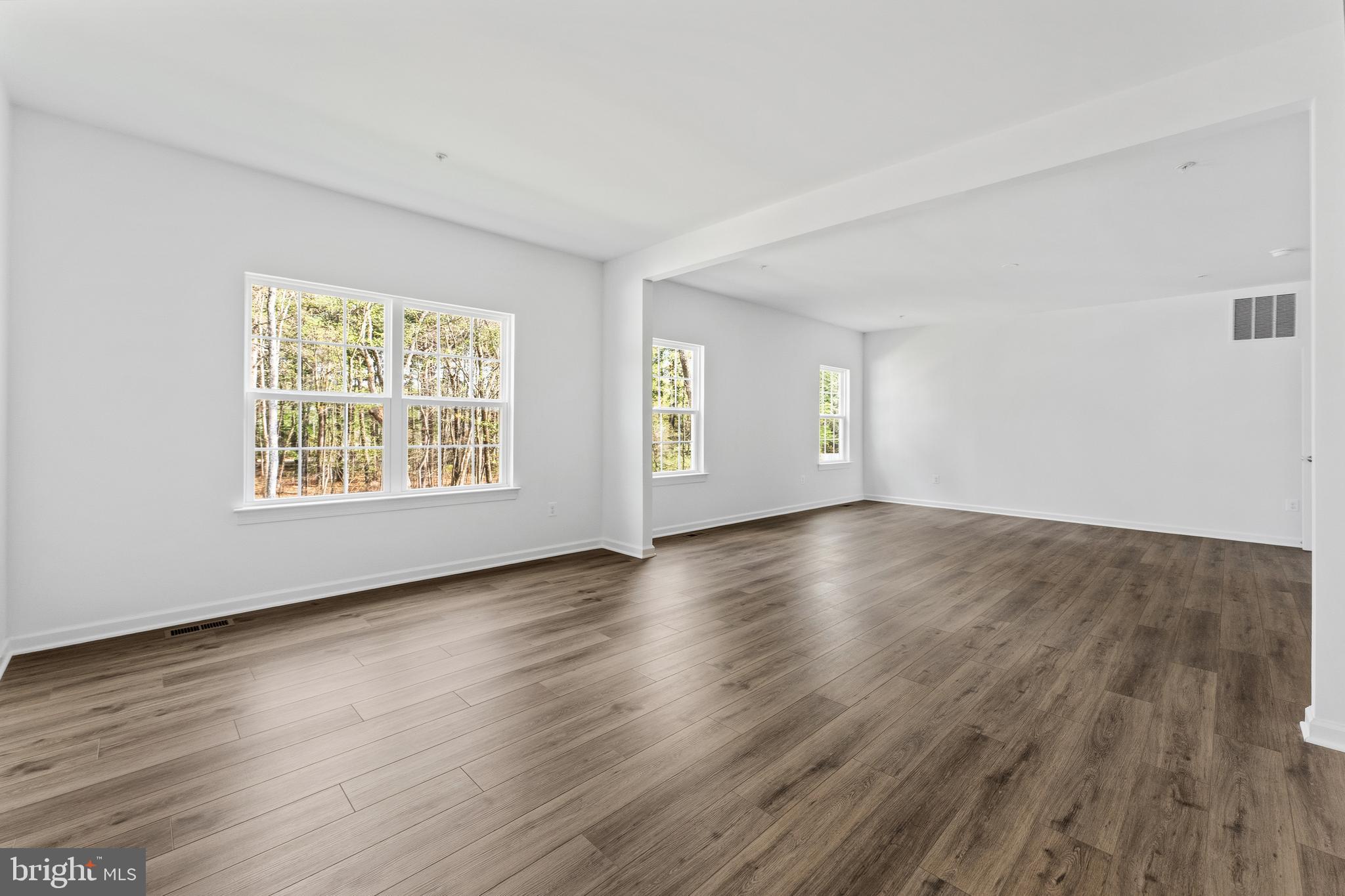 GLENN DALE ESTATES - Residential