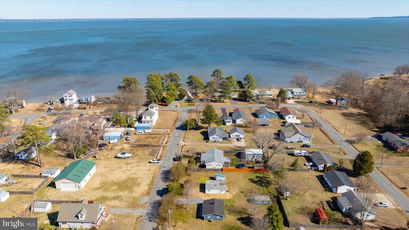 WESTMORELAND SHORES - Residential