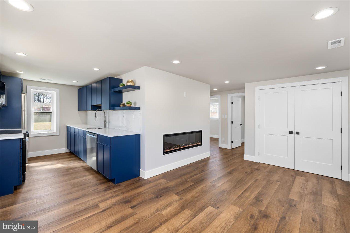 WESTMORELAND SHORES - Residential