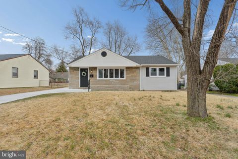 Homes For Sale - 226 Adams Avenue<br/> BARRINGTON, NJ 08007