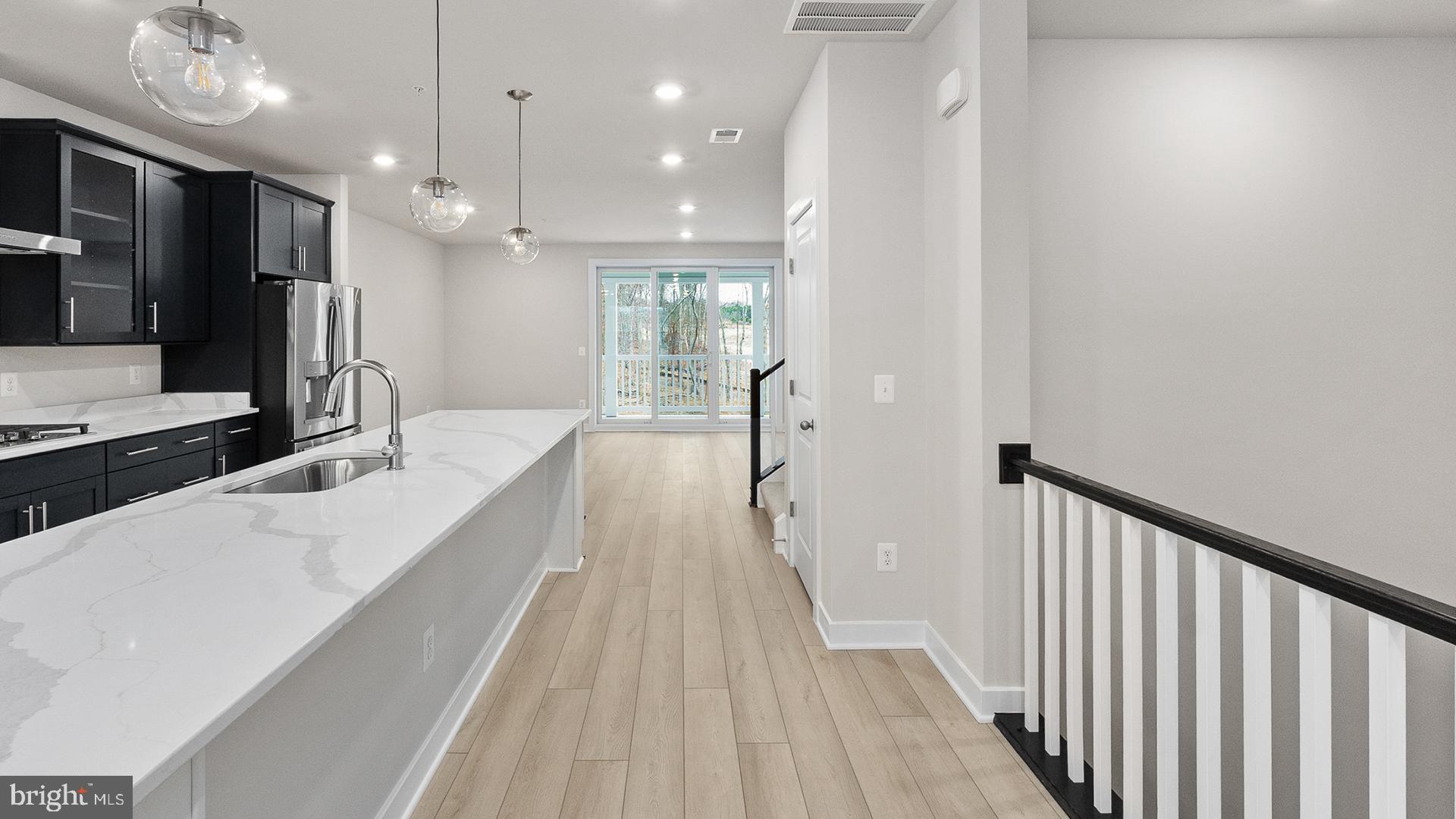 KINCORA - Residential