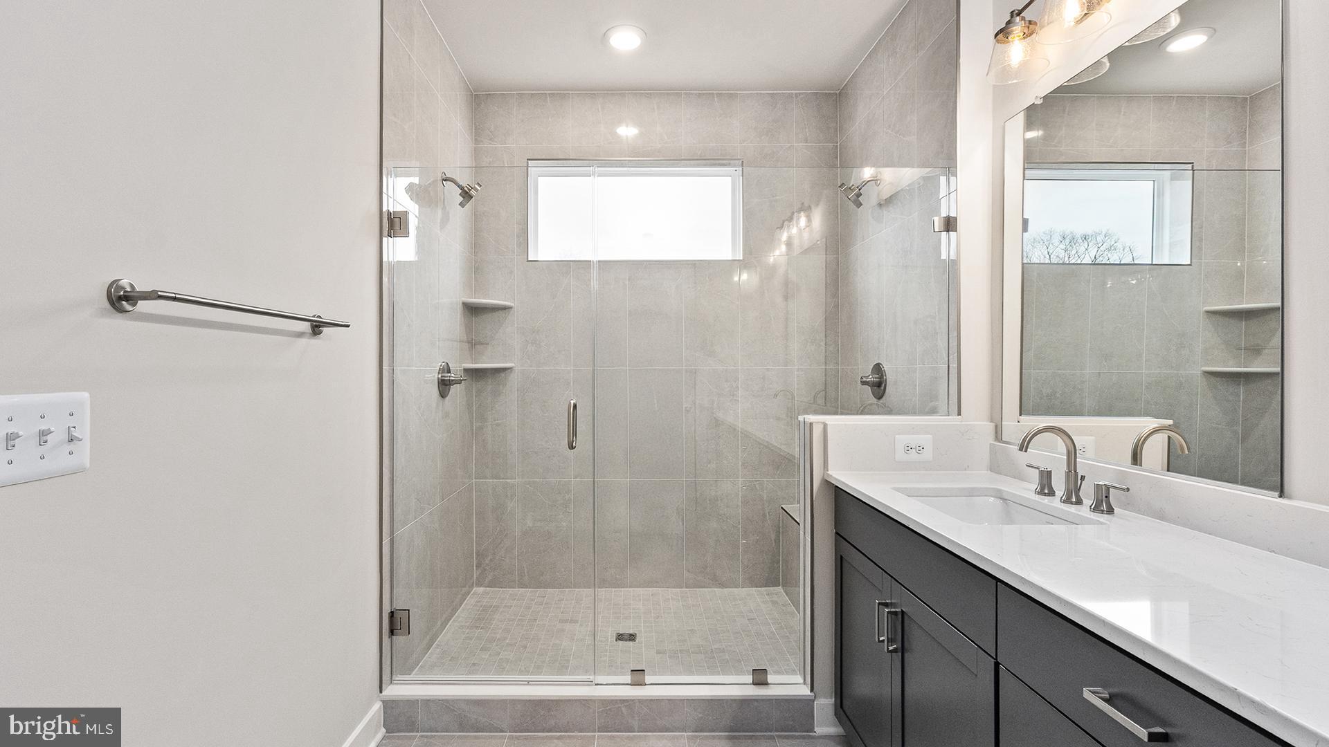 KINCORA - Residential