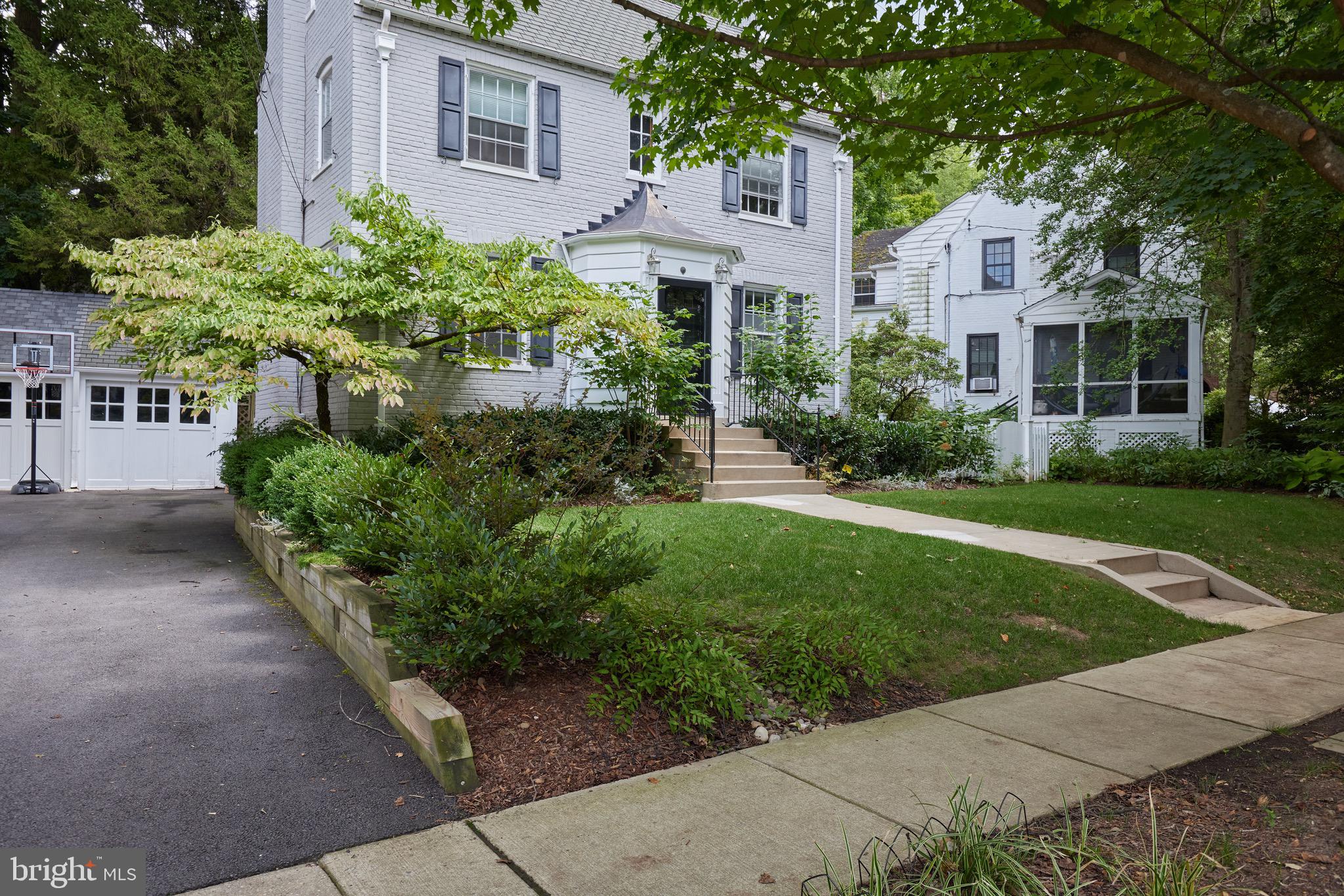 CHEVY CHASE - Residential Lease