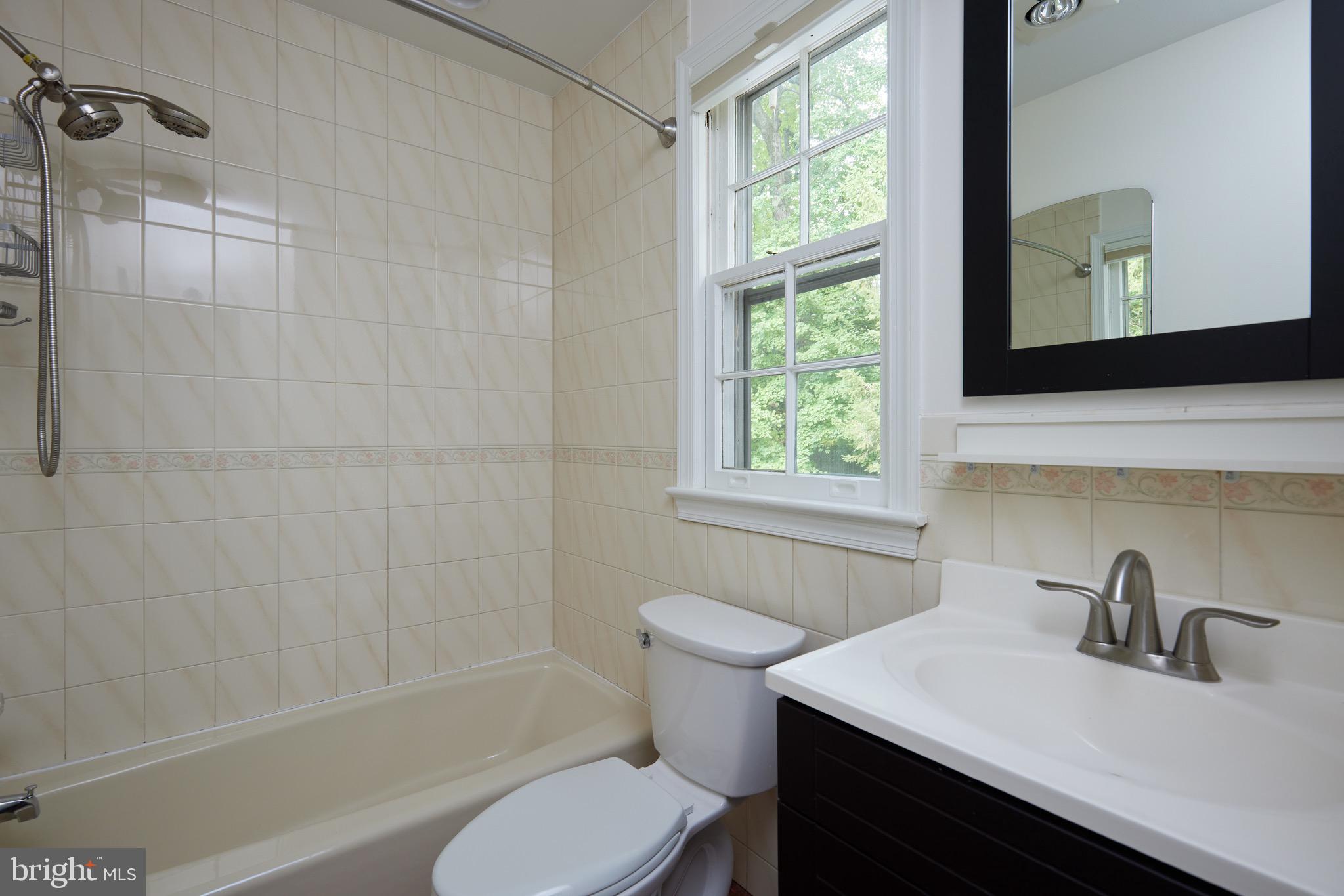 CHEVY CHASE - Residential Lease