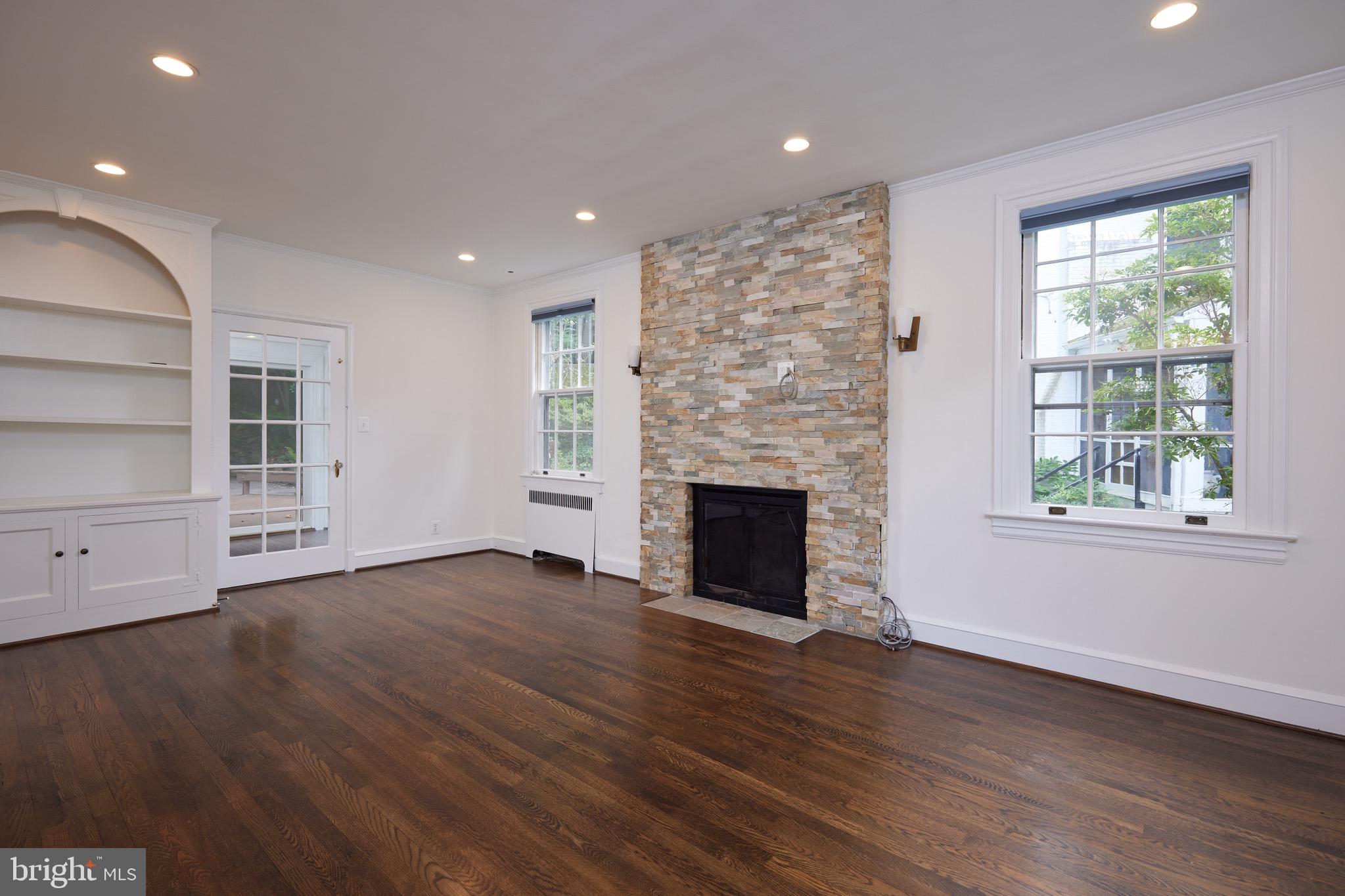 CHEVY CHASE - Residential Lease