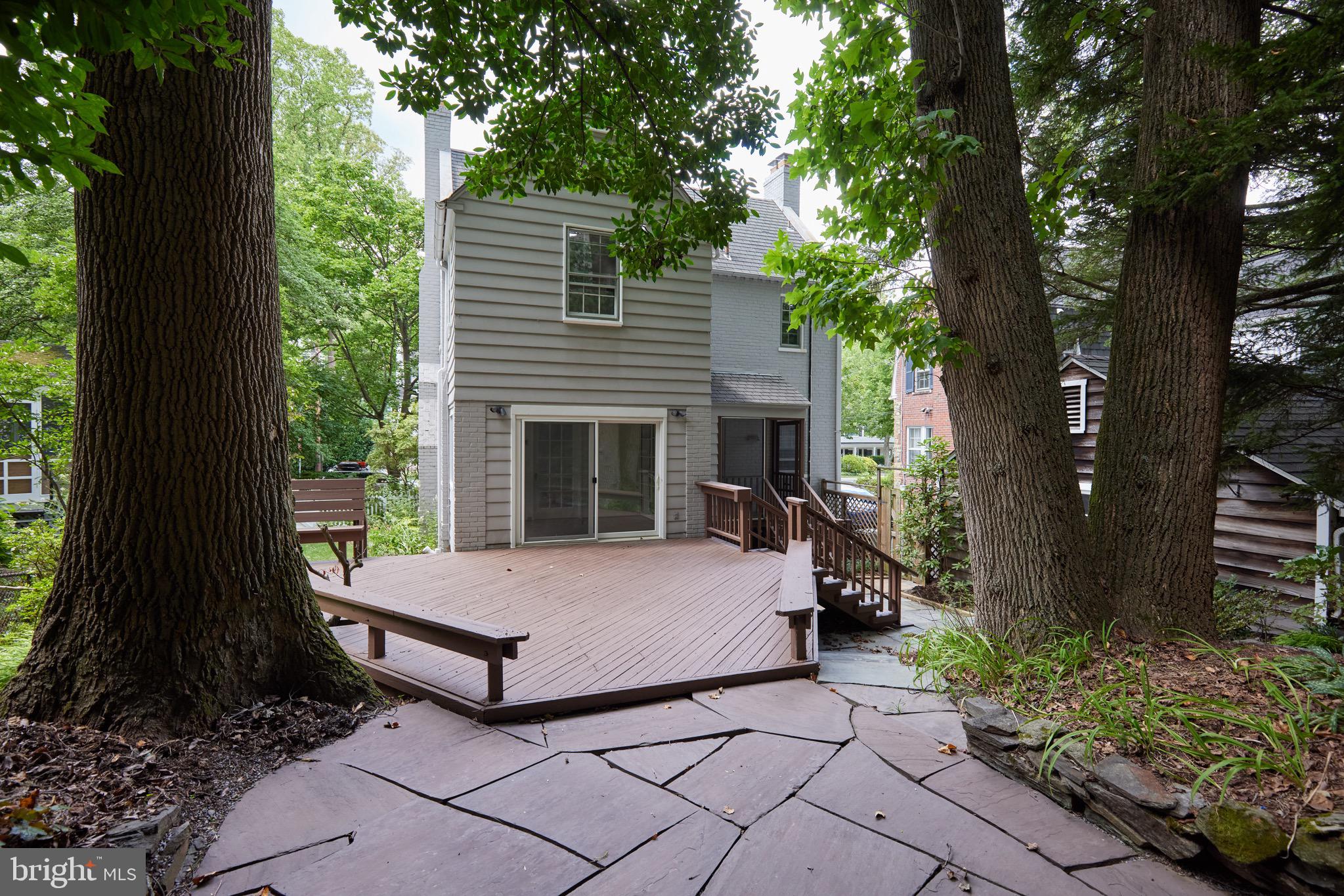 CHEVY CHASE - Residential Lease