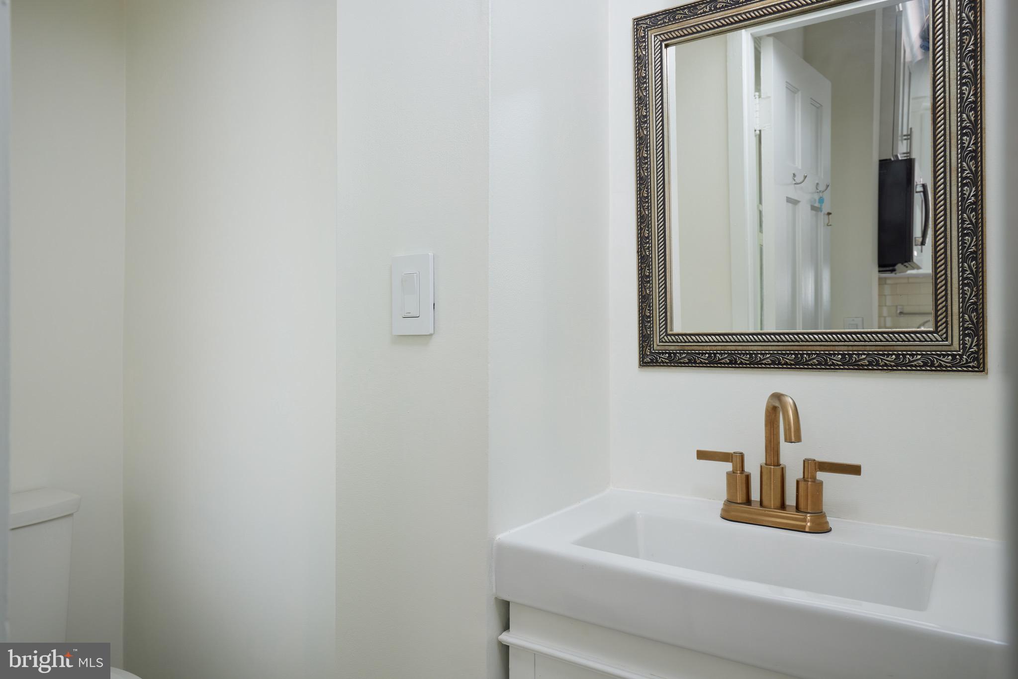 CHEVY CHASE - Residential Lease