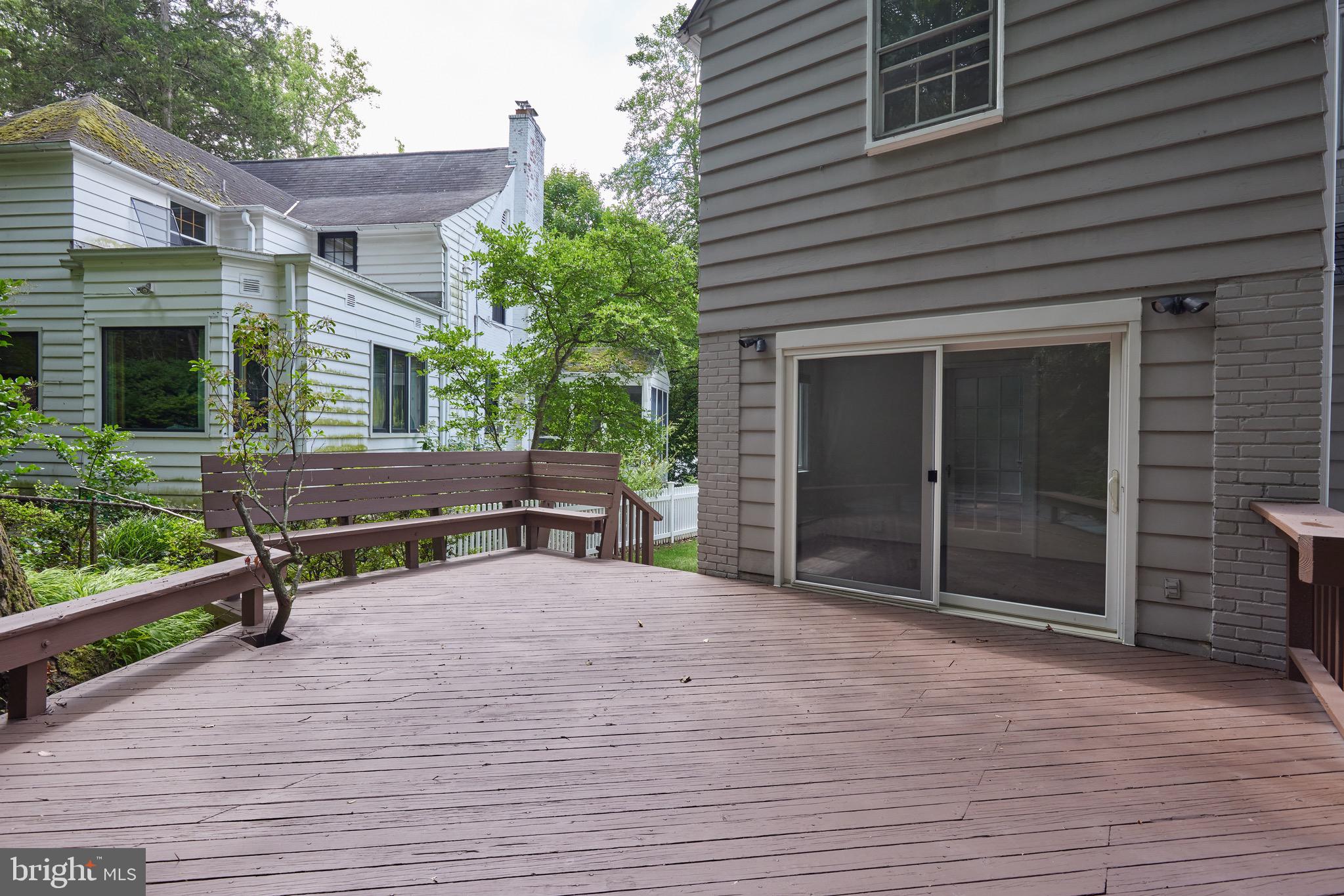 CHEVY CHASE - Residential Lease