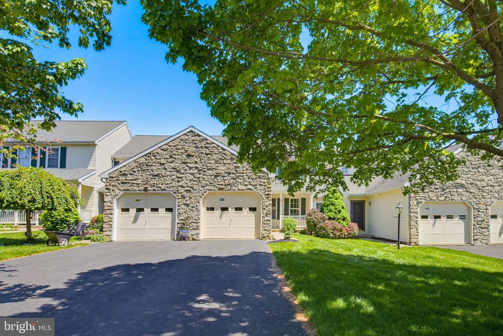 Photo of 459 Meadowlark Lane, MANHEIM, PA 17545 (MLS # PALA2088140)