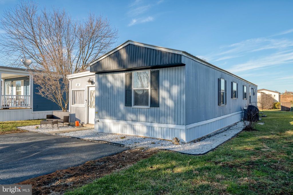 Photo of 28 PENN VALLEY VLG, LITITZ, PA 17543 (MLS # PALA2029812)