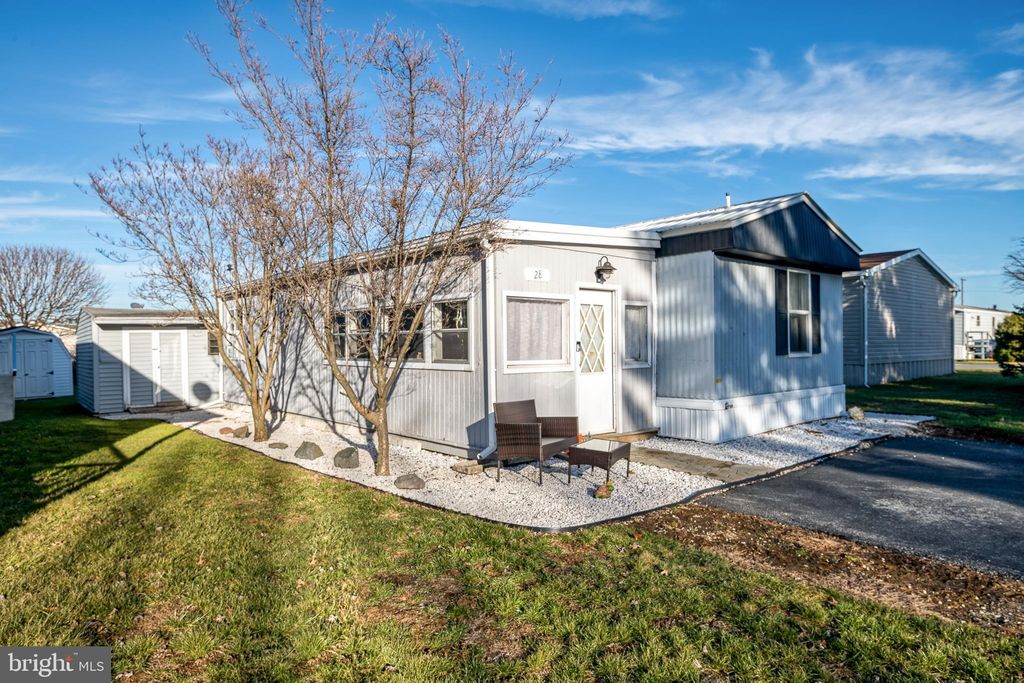 Photo of 28 PENN VALLEY VLG, LITITZ, PA 17543 (MLS # PALA2029812)