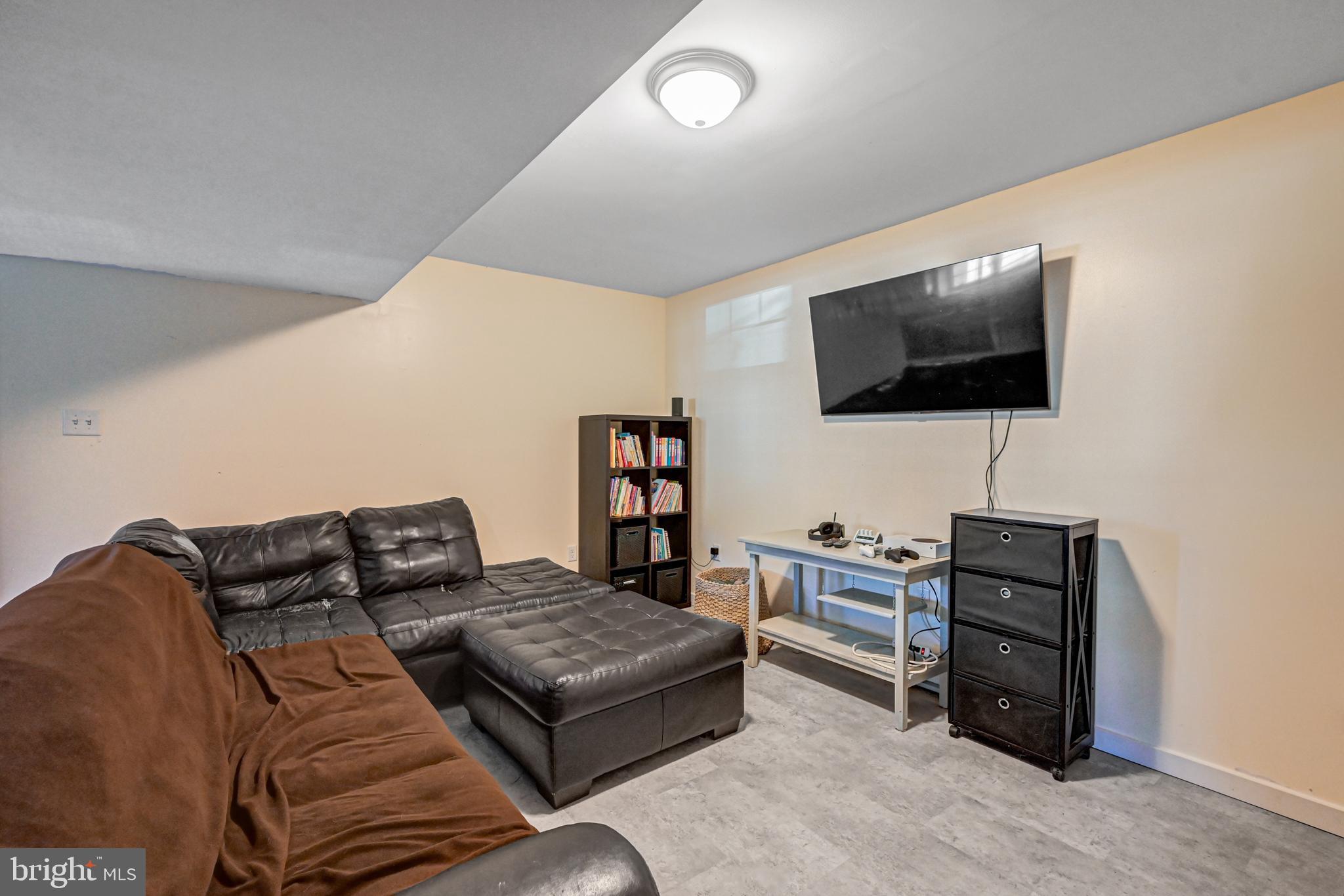 NORTH CODORUS TWP - Residential