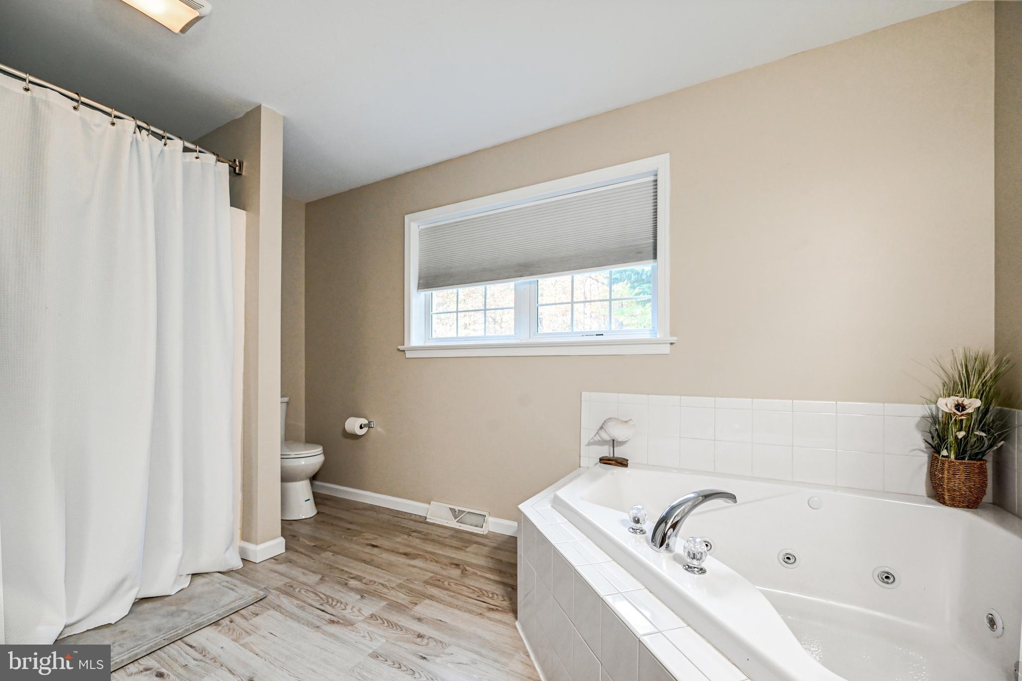 NORTH CODORUS TWP - Residential