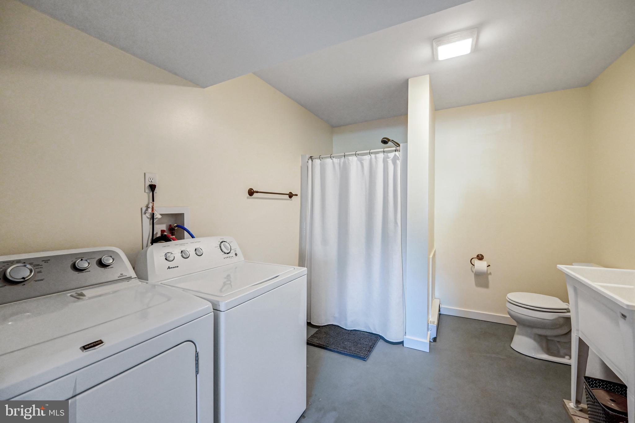 NORTH CODORUS TWP - Residential