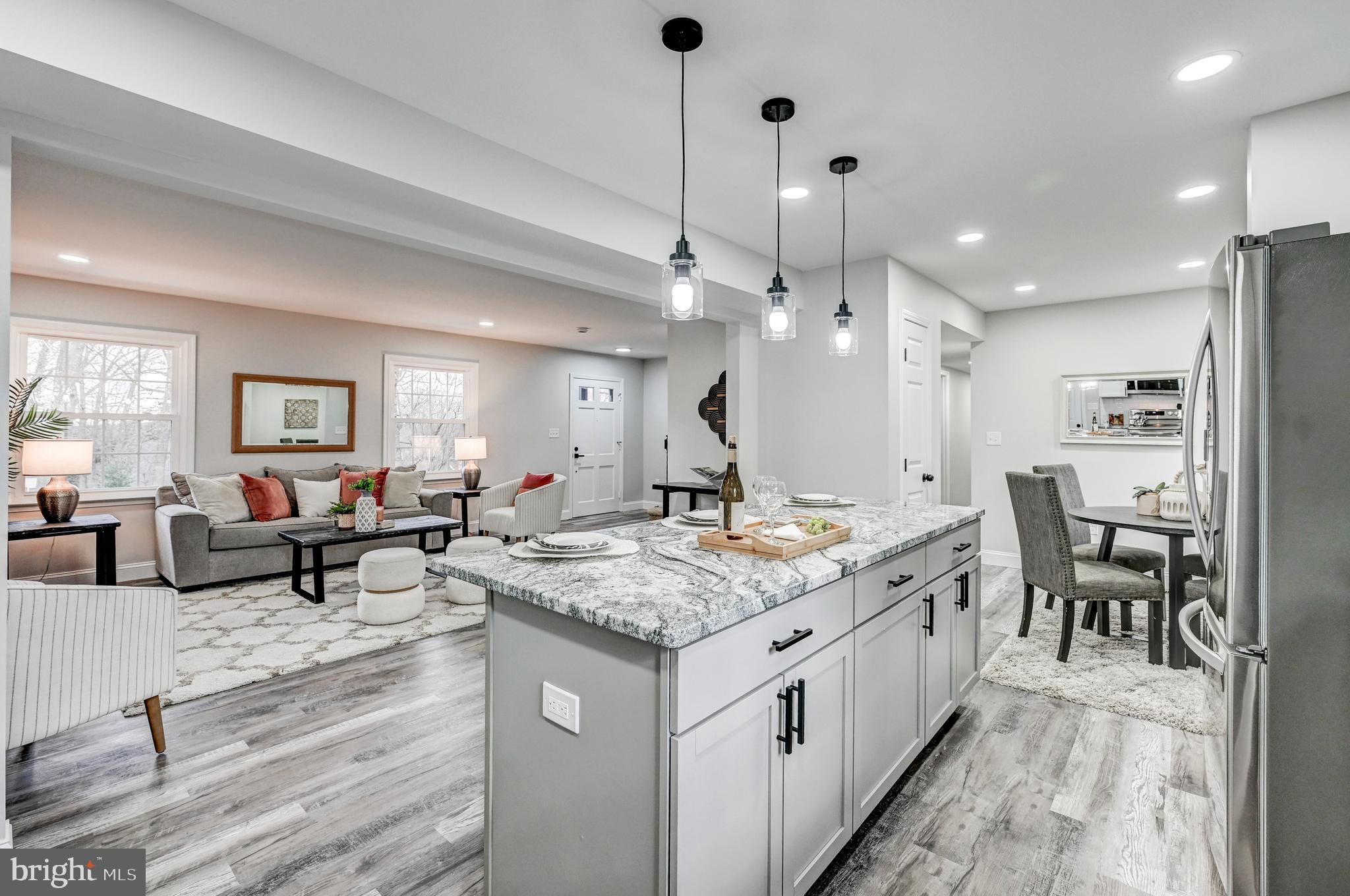 MONTICELLO - Residential