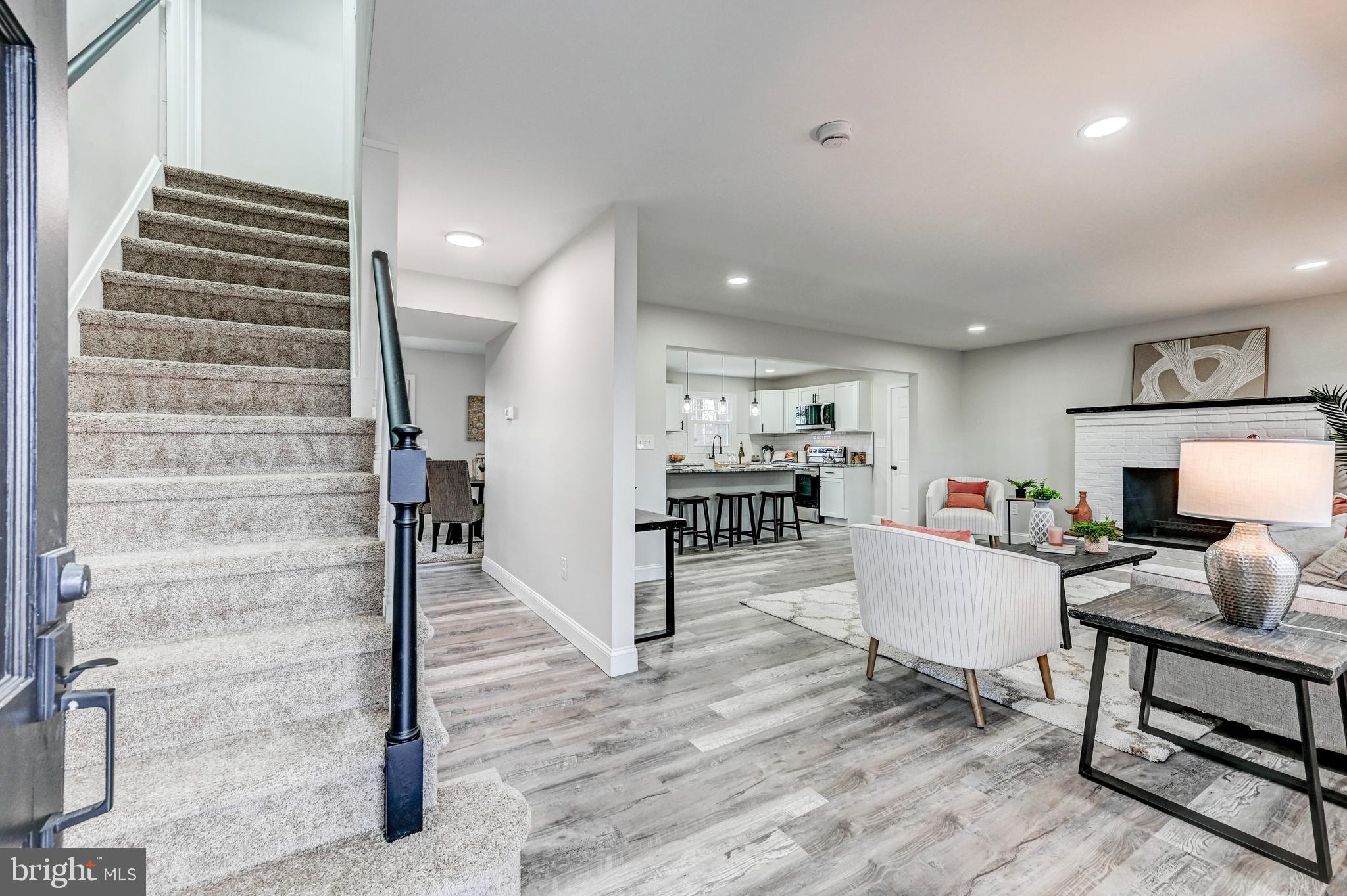 MONTICELLO - Residential