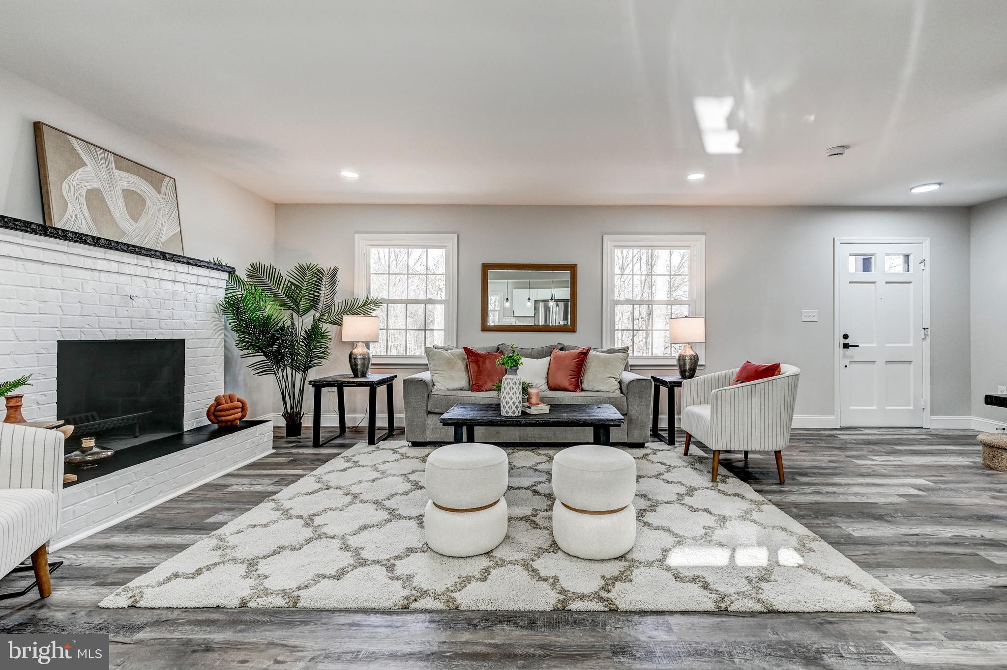 MONTICELLO - Residential