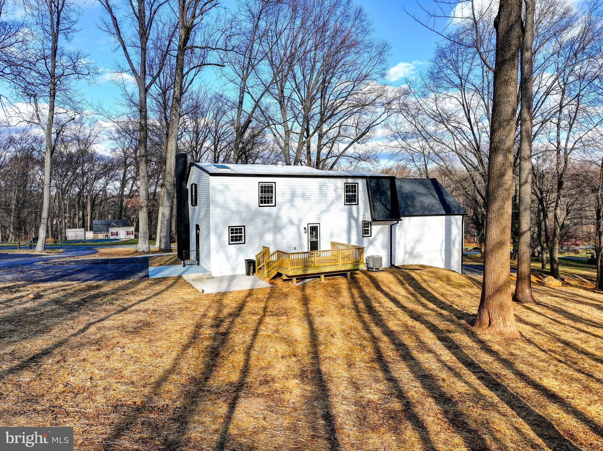 MONTICELLO - Residential