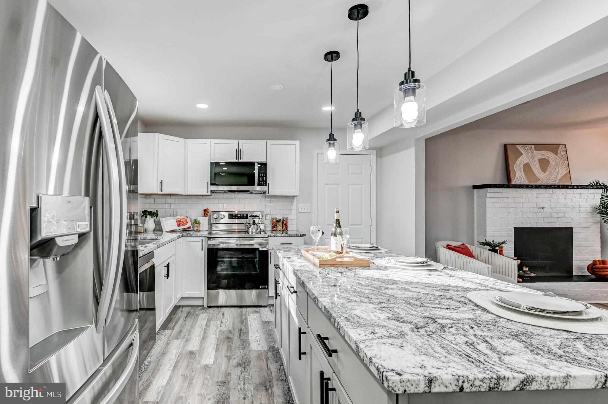 MONTICELLO - Residential