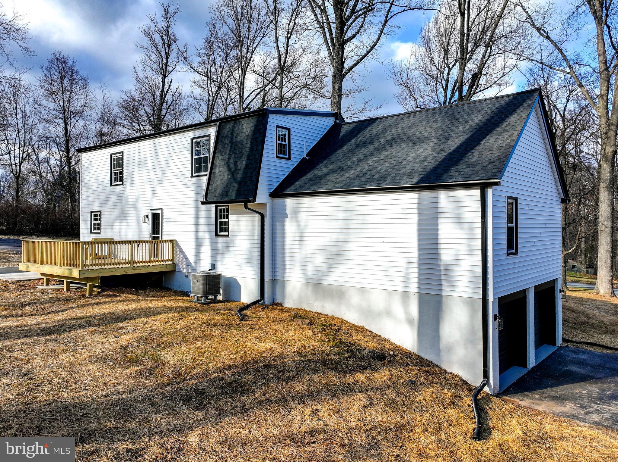 MONTICELLO - Residential