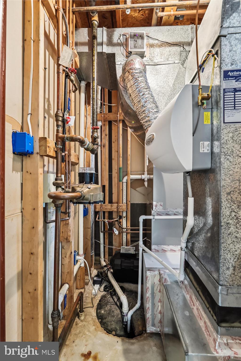 SHERWOOD FOREST - Residential