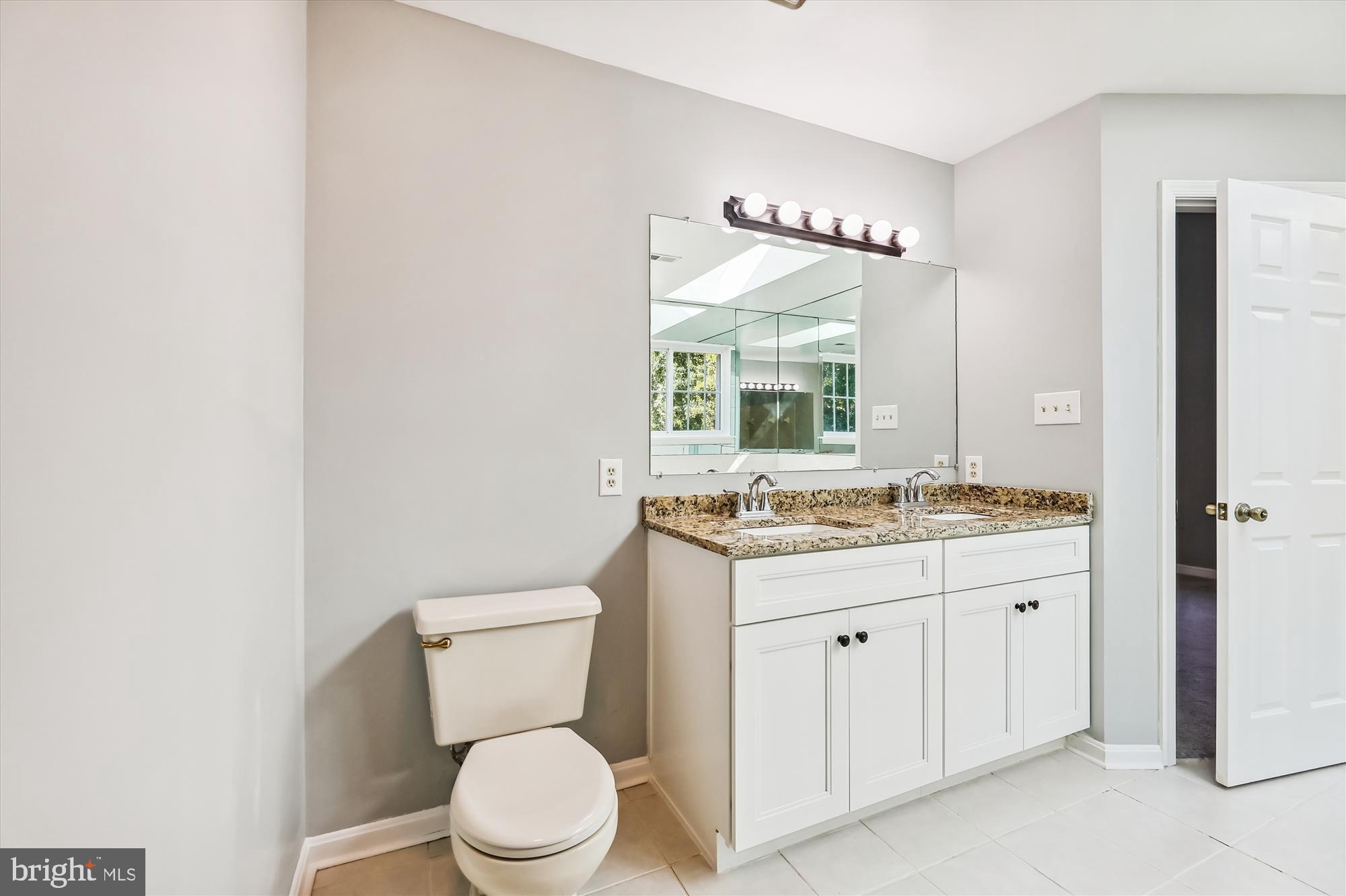 SHERWOOD FOREST - Residential